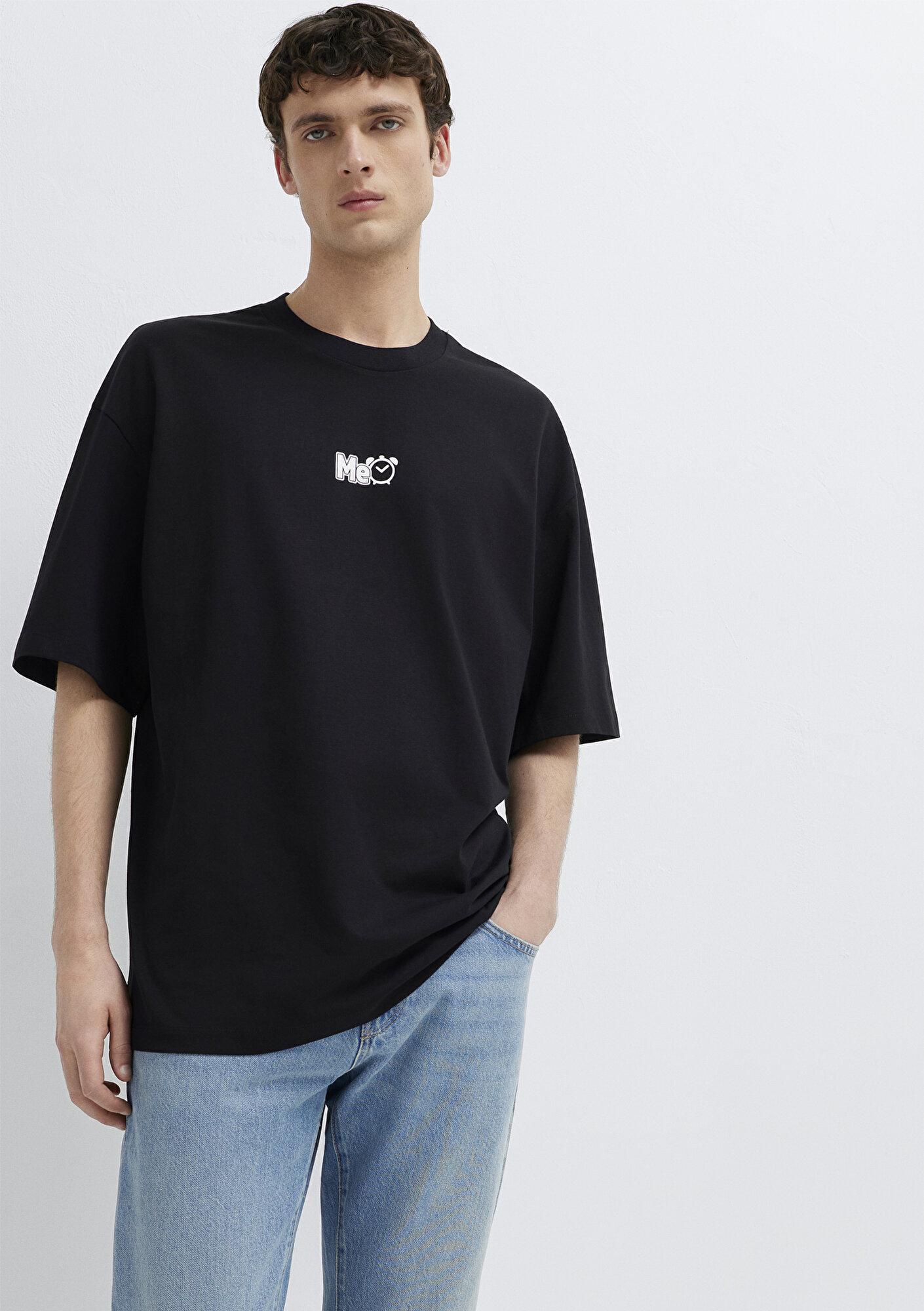 Mavi Me Baskılı Siyah Tişört Oversize / Geniş Kesim 0613377-900