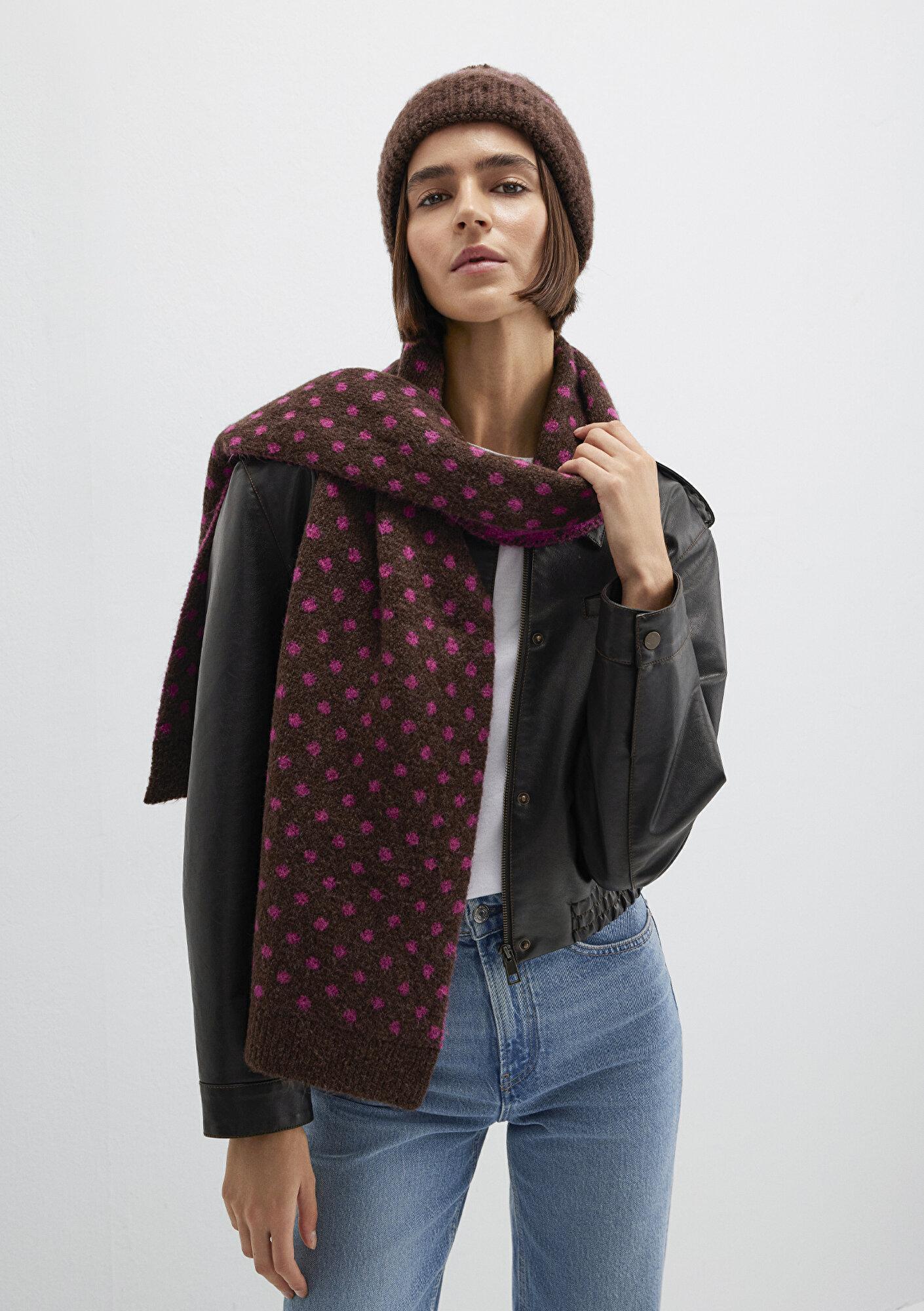 Mavi Puantiye Detaylı Kahverengi Atkı 1913952-70246