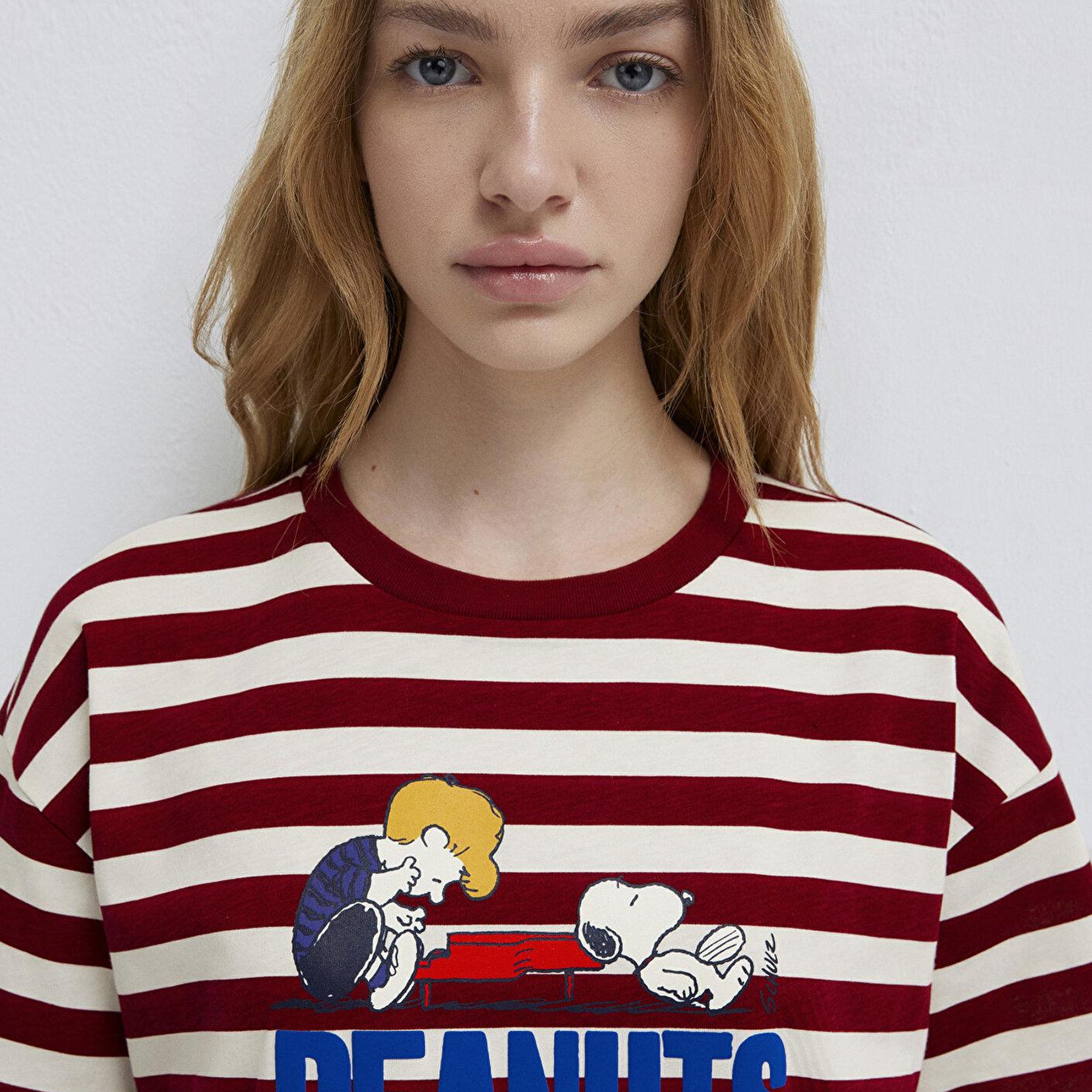 Mavi Snoopy Baskılı Bordo Tişört Loose Fit / Bol Rahat Kesim 1614057-91577