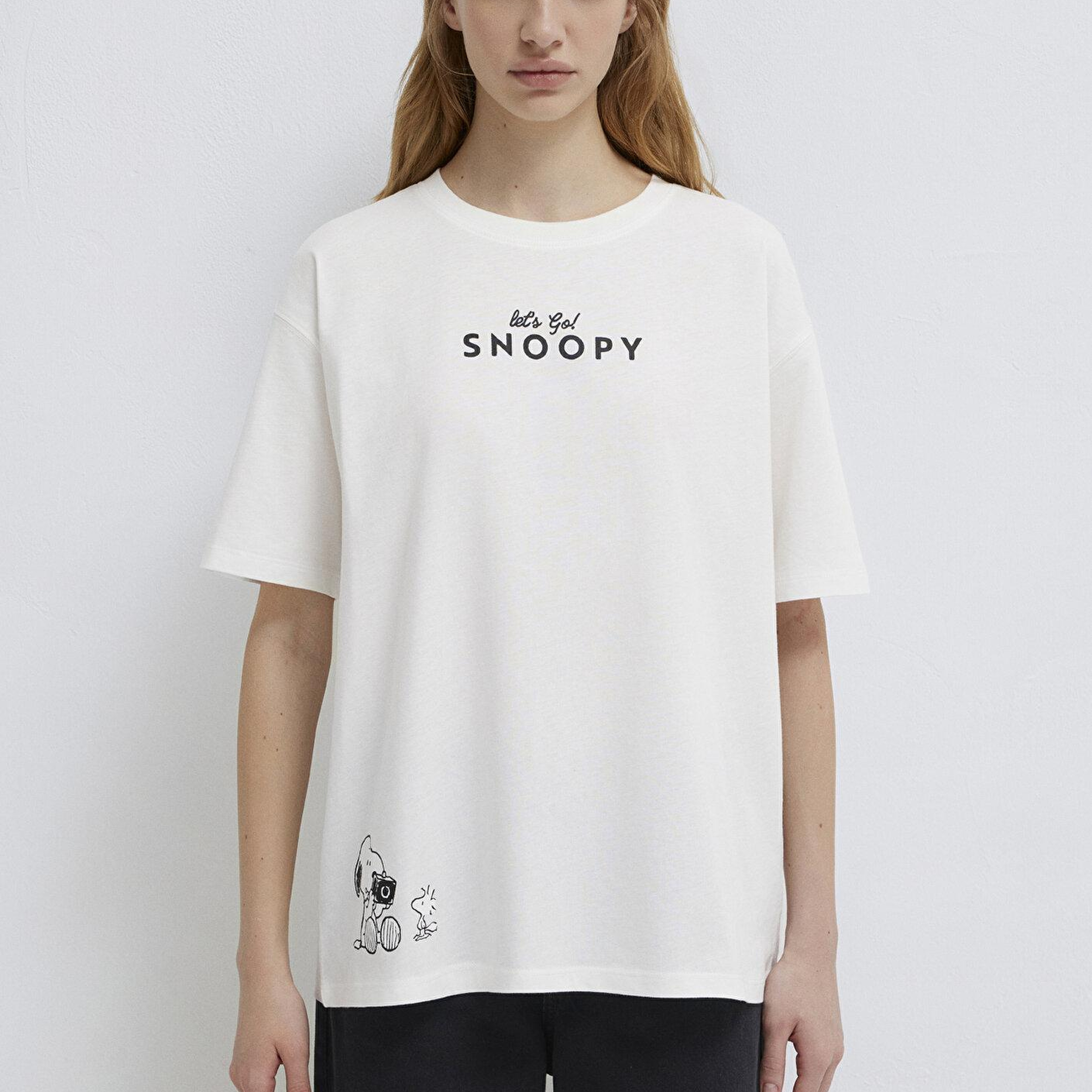 Mavi Snoopy Baskılı Ekru Tişört Loose Fit / Bol Rahat Kesim 1614055-70057
