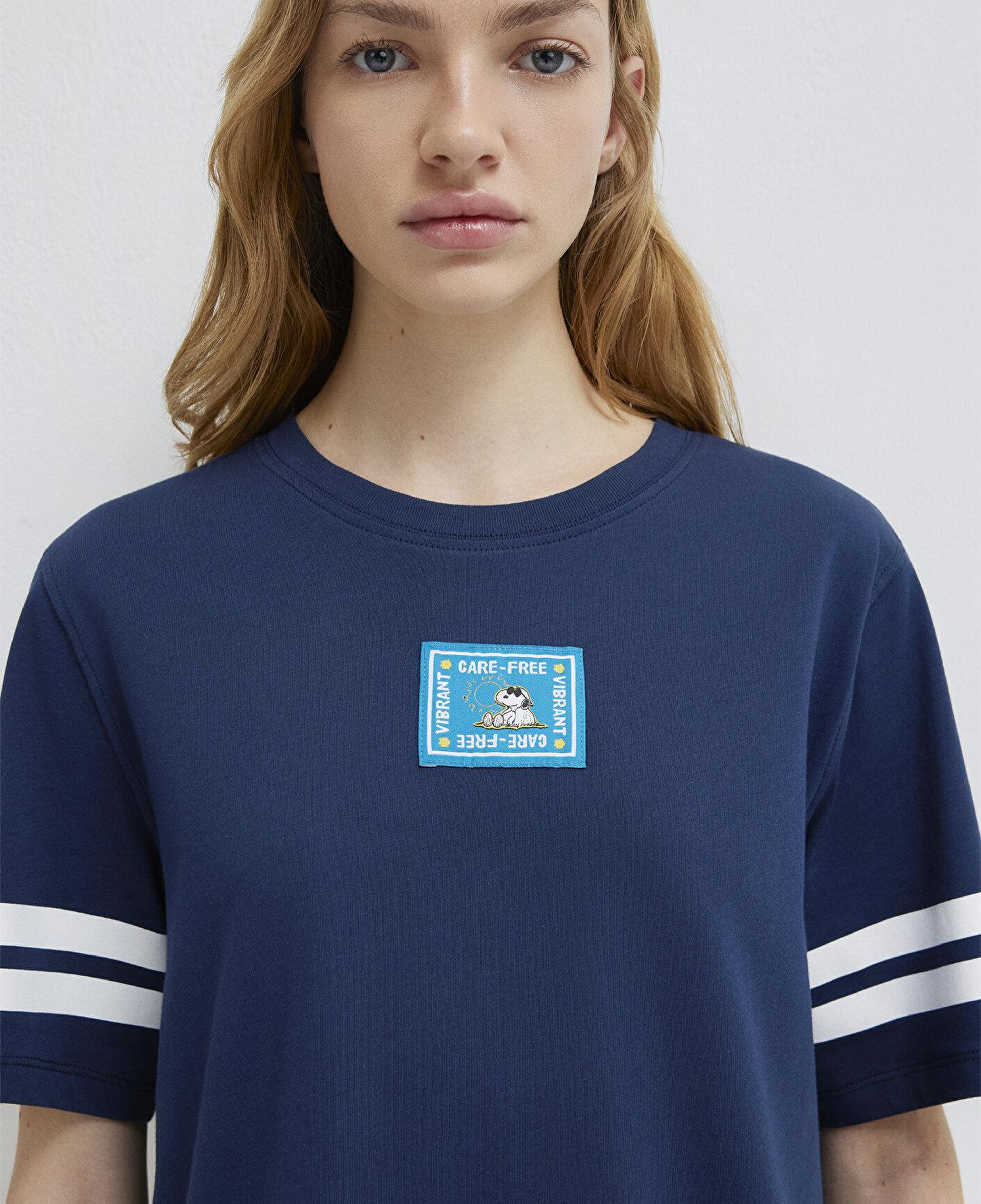 Mavi Snoopy Baskılı Lacivert Tişört Regular Fit / Normal Kesim 1614053-70488