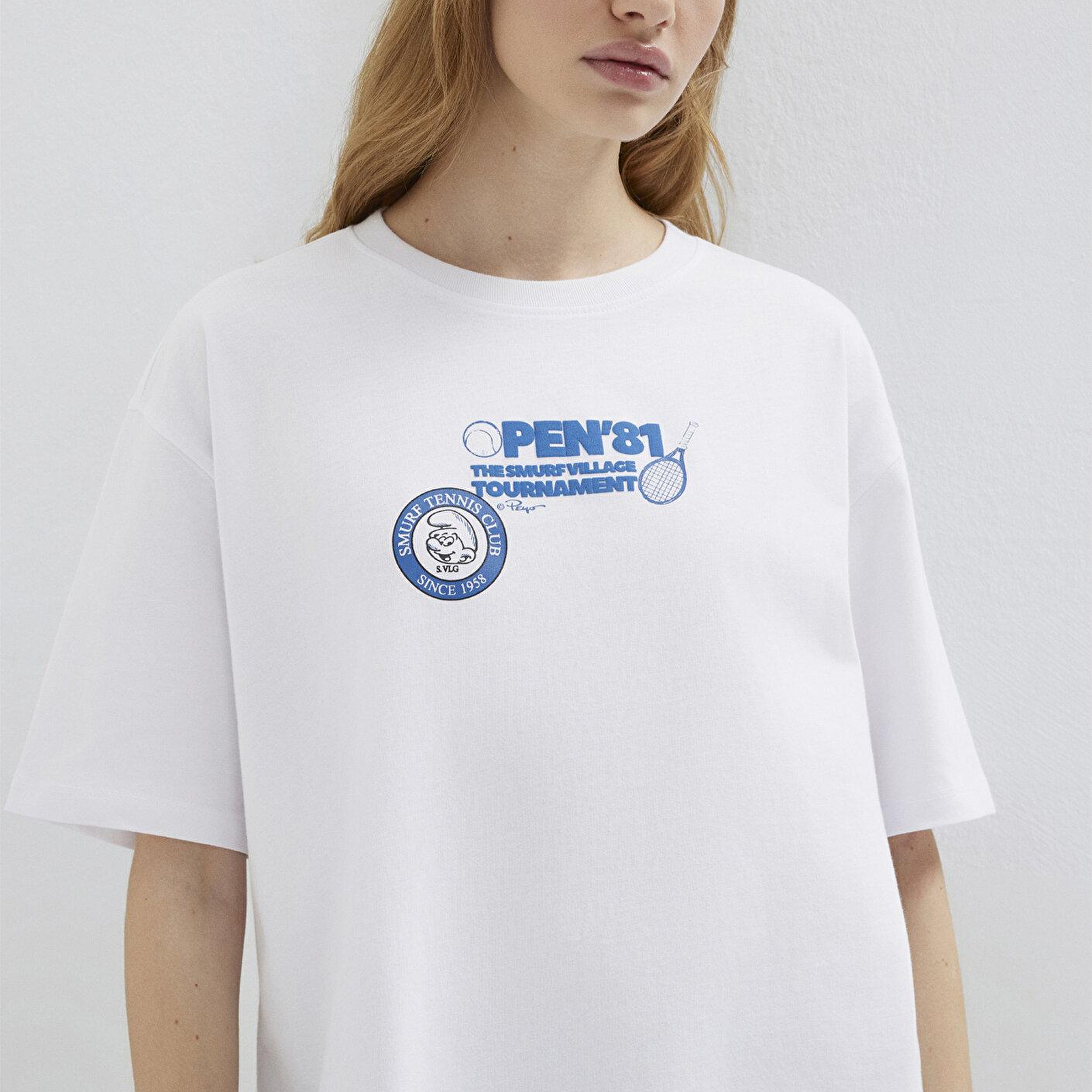 Mavi Şirinler Baskılı Beyaz Tişört Loose Fit / Bol Rahat Kesim 1614042-620