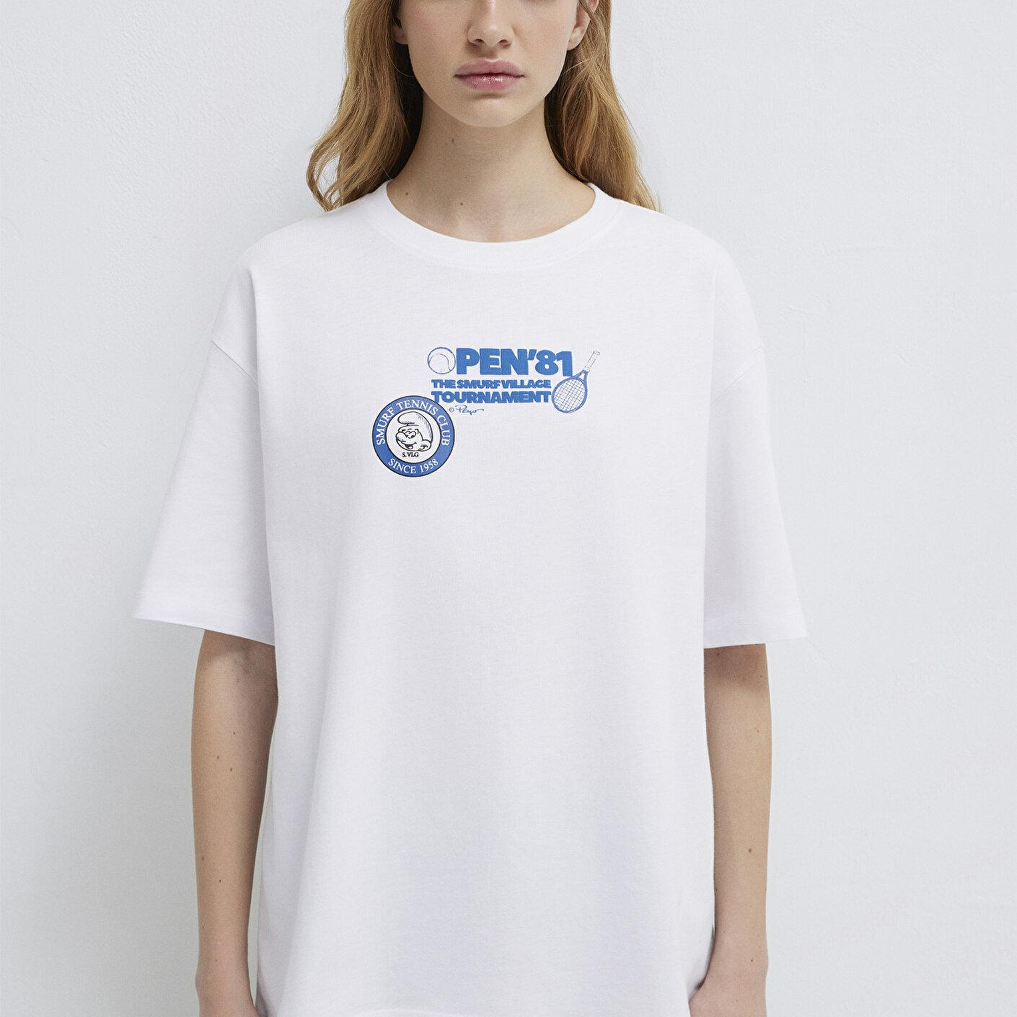 Mavi Şirinler Baskılı Beyaz Tişört Loose Fit / Bol Rahat Kesim 1614042-620