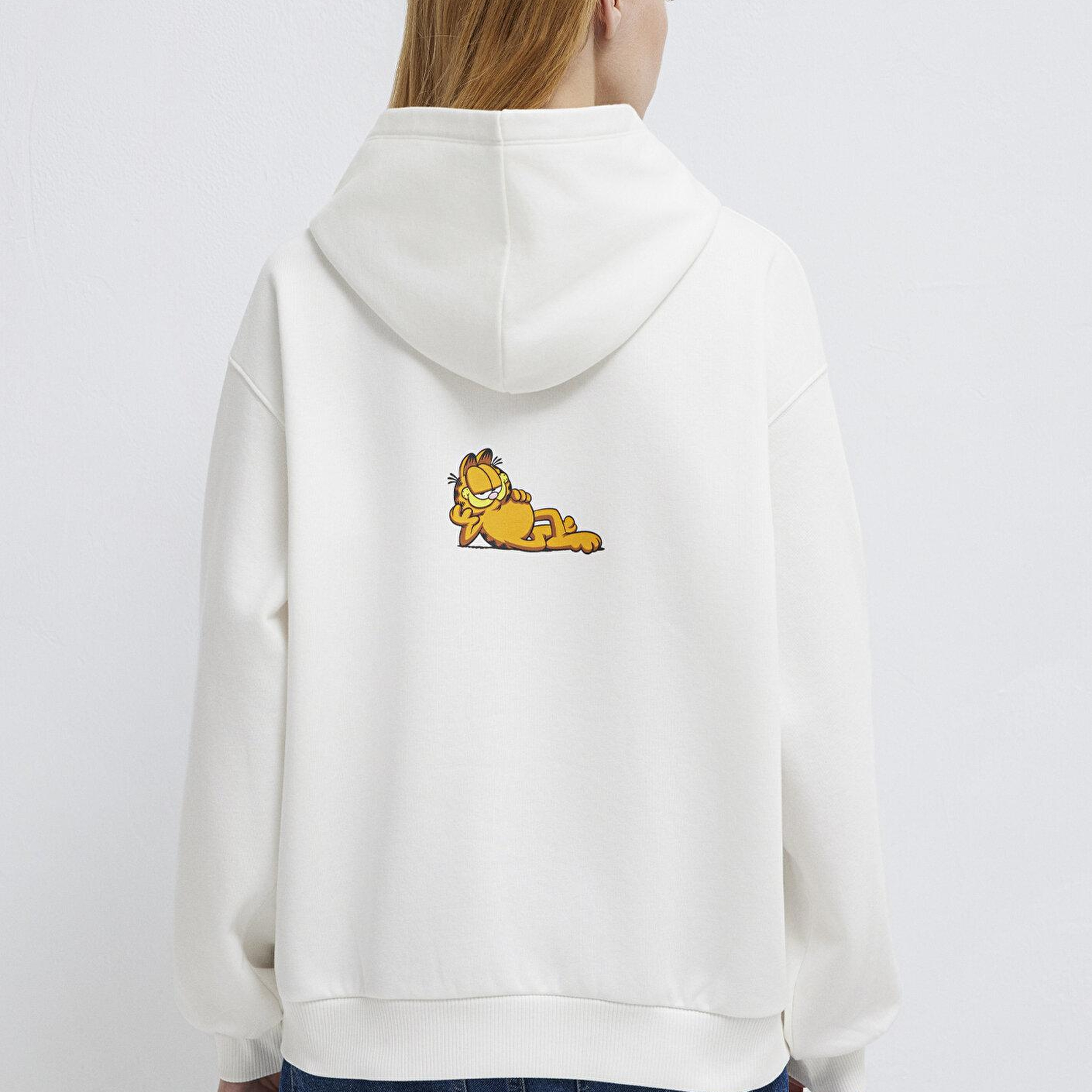 Mavi Garfield Baskılı Ekru Sweatshirt 1S10530-80194