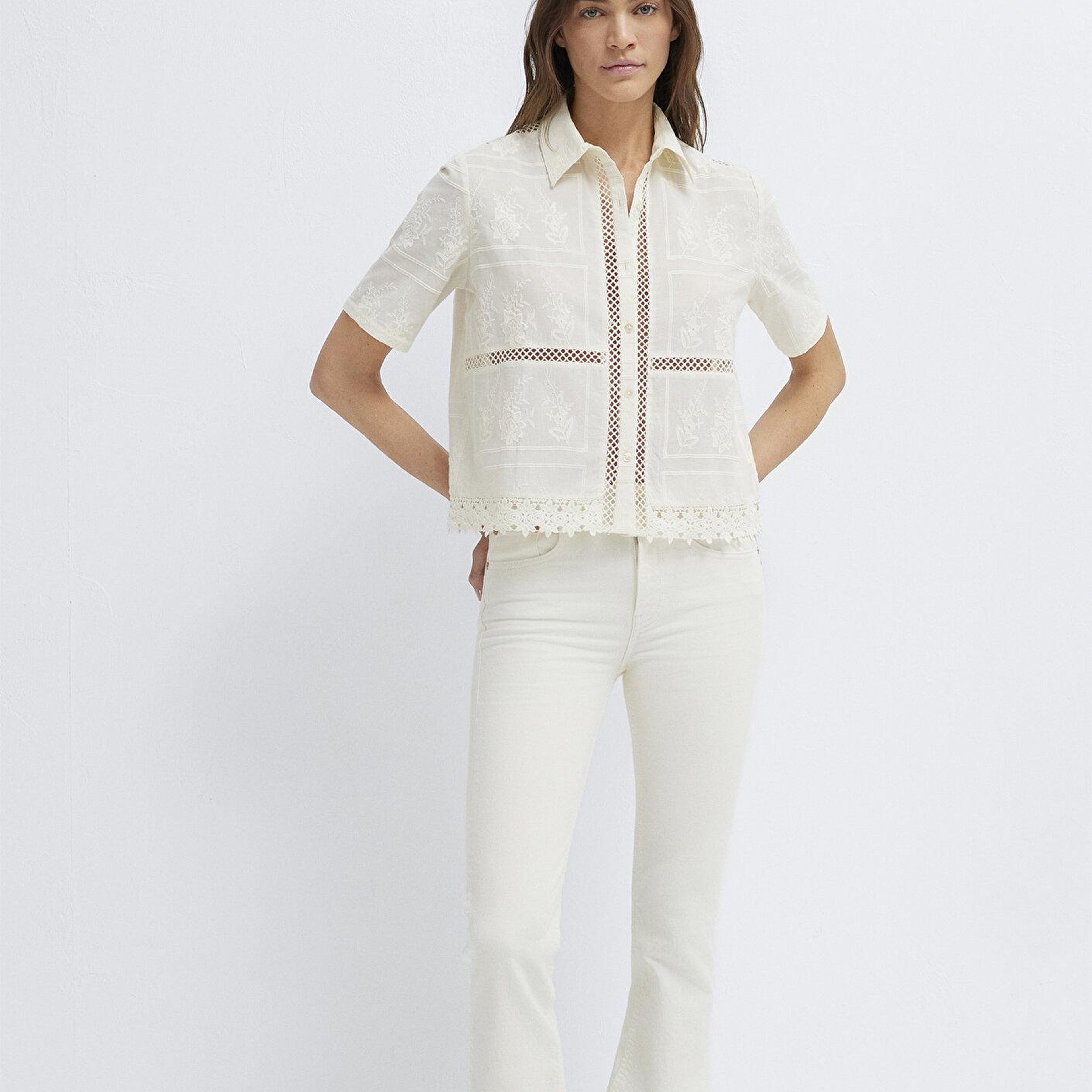 Mavi Nakış Detaylı Ekru Gömlek Regular Fit / Normal Kesim 1211465-70060