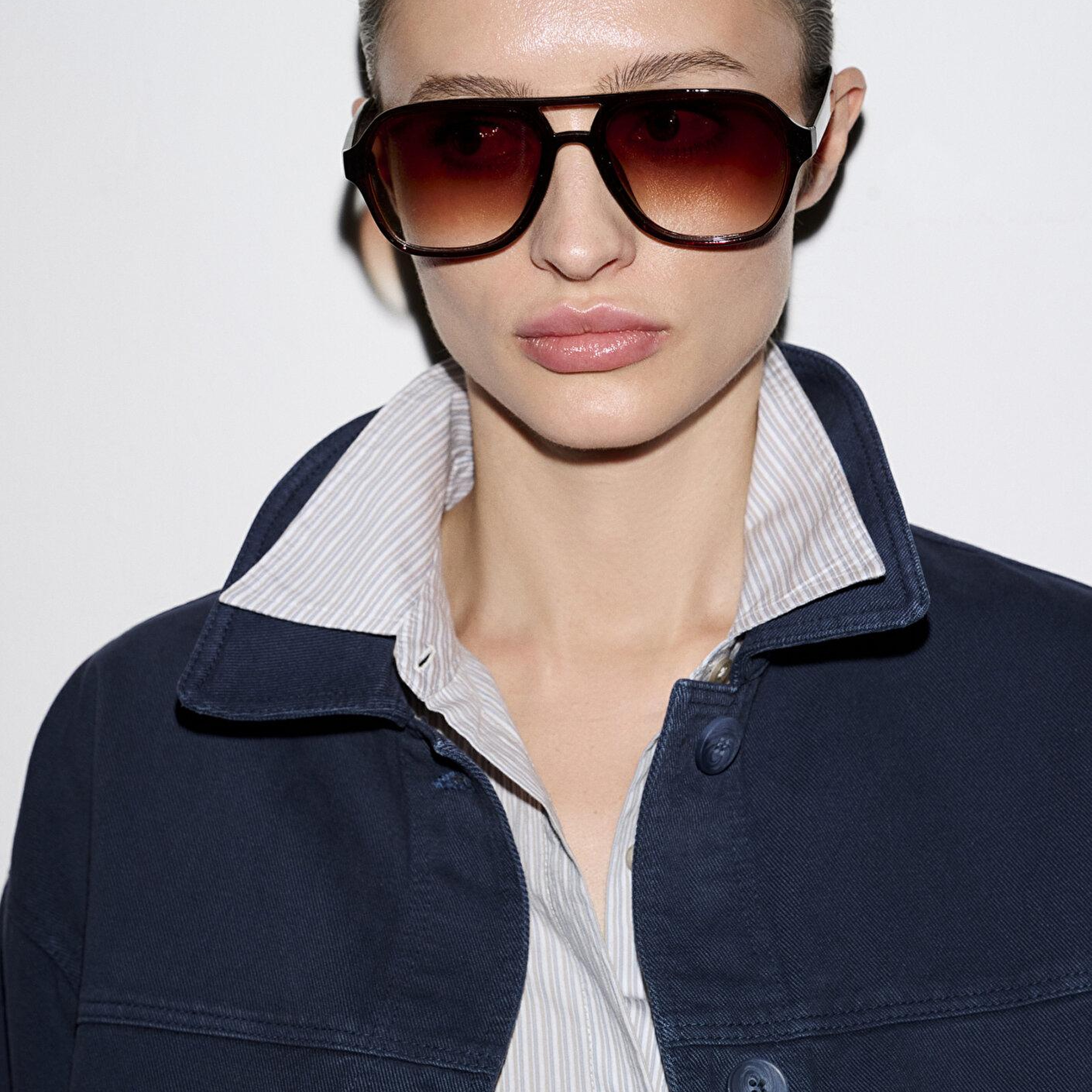 Mavi Cep Detaylı Lacivert Gömlek Oversize / Geniş Kesim 1211424-70487