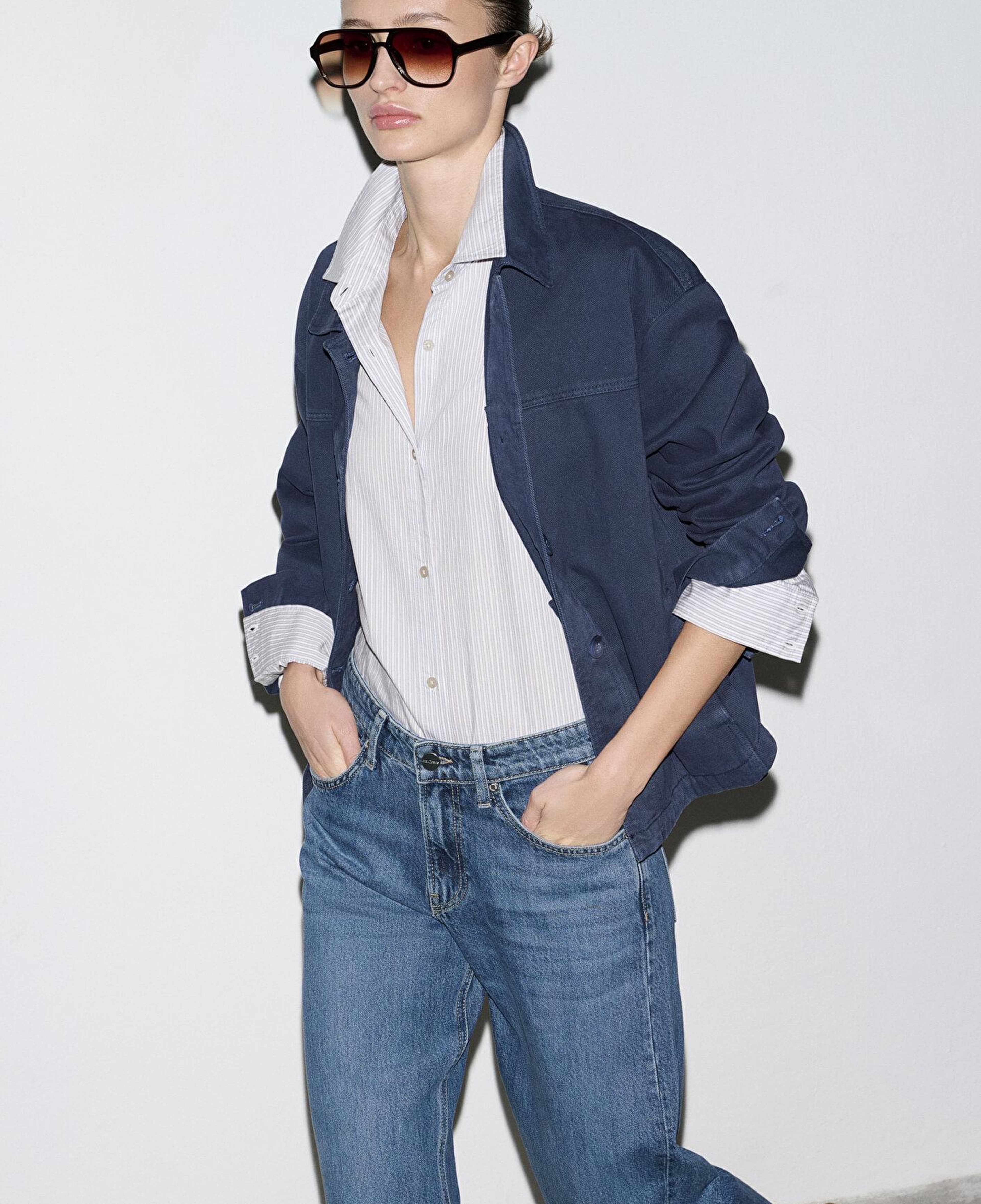 Mavi Cep Detaylı Lacivert Gömlek Oversize / Geniş Kesim 1211424-70487