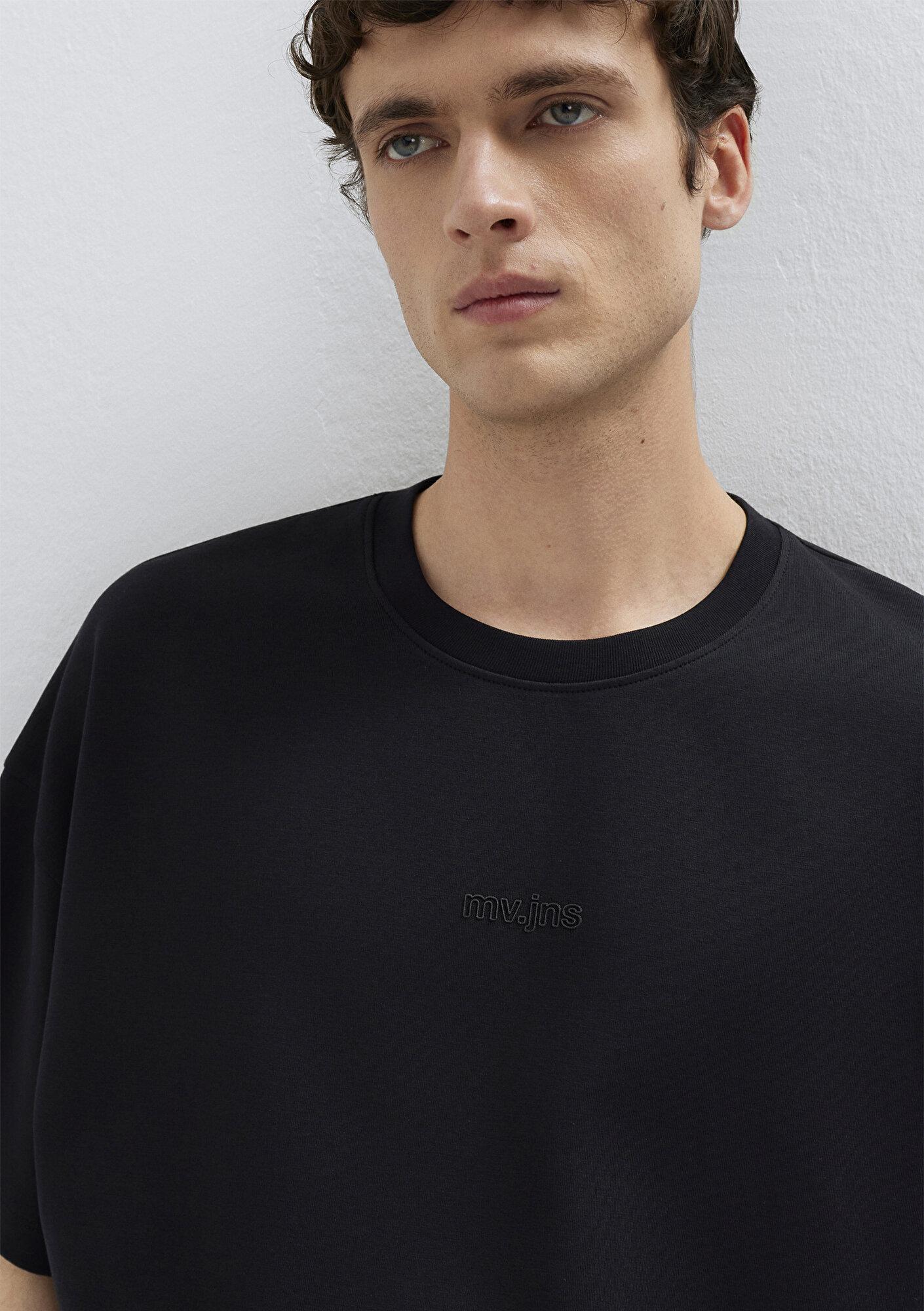 Mavi MVJNS Baskılı Siyah İnterlok Tişört Boxy Fit 0613306-900