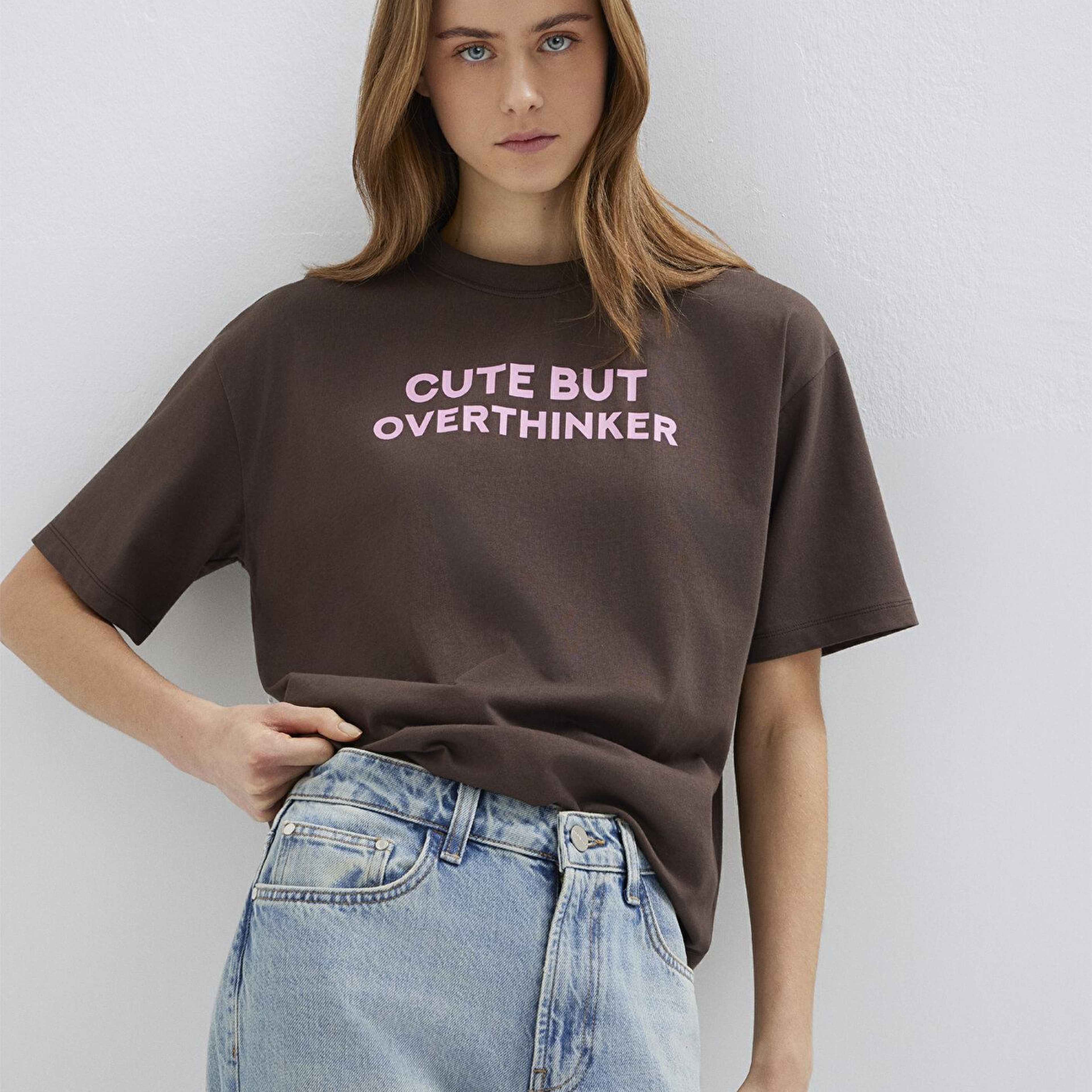 Mavi Slogan Baskılı Kahverengi Tişört Loose Fit / Bol Rahat Kesim 1614012-88067
