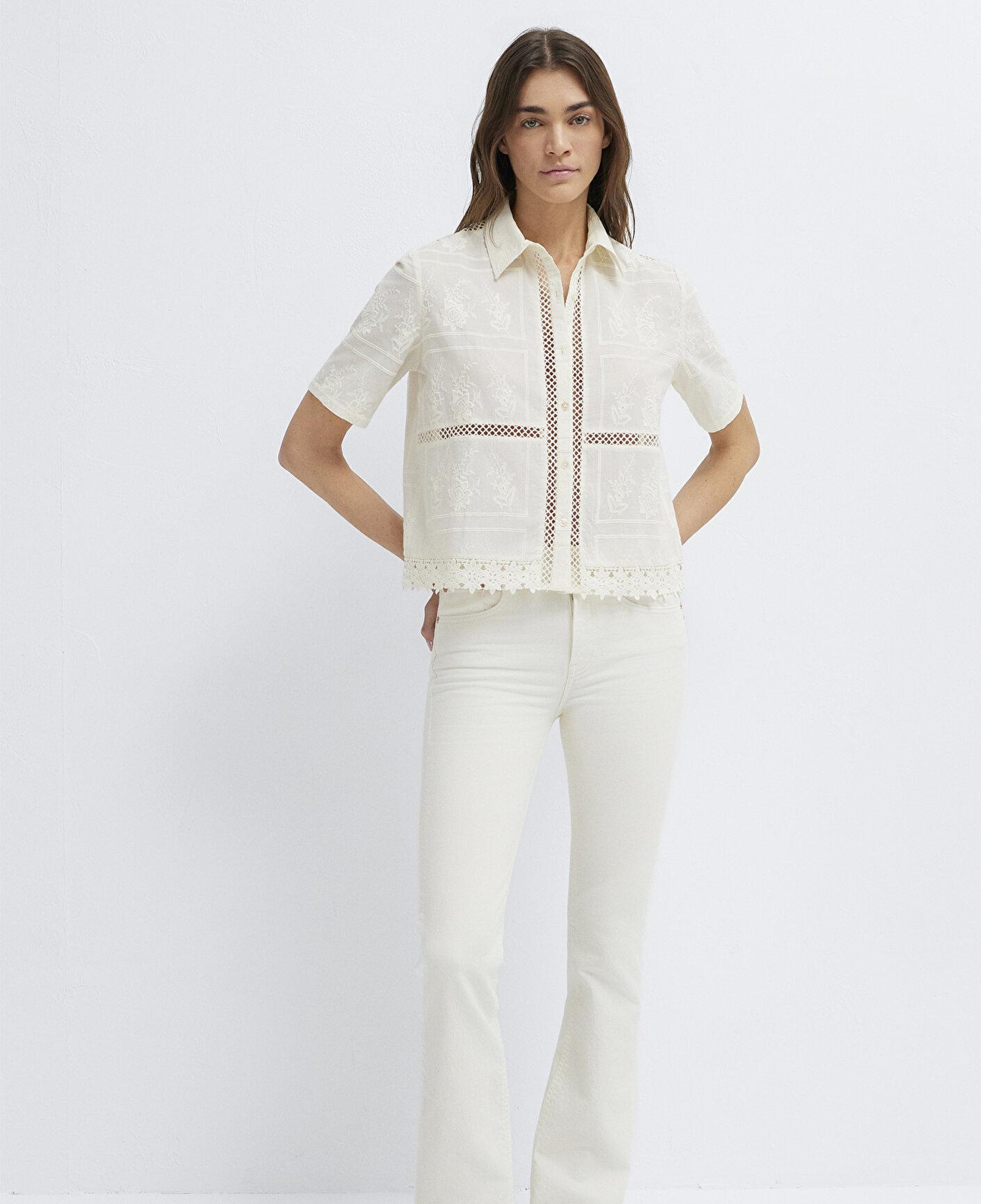 Mavi Nakış Detaylı Ekru Gömlek Regular Fit / Normal Kesim 1211465-70060