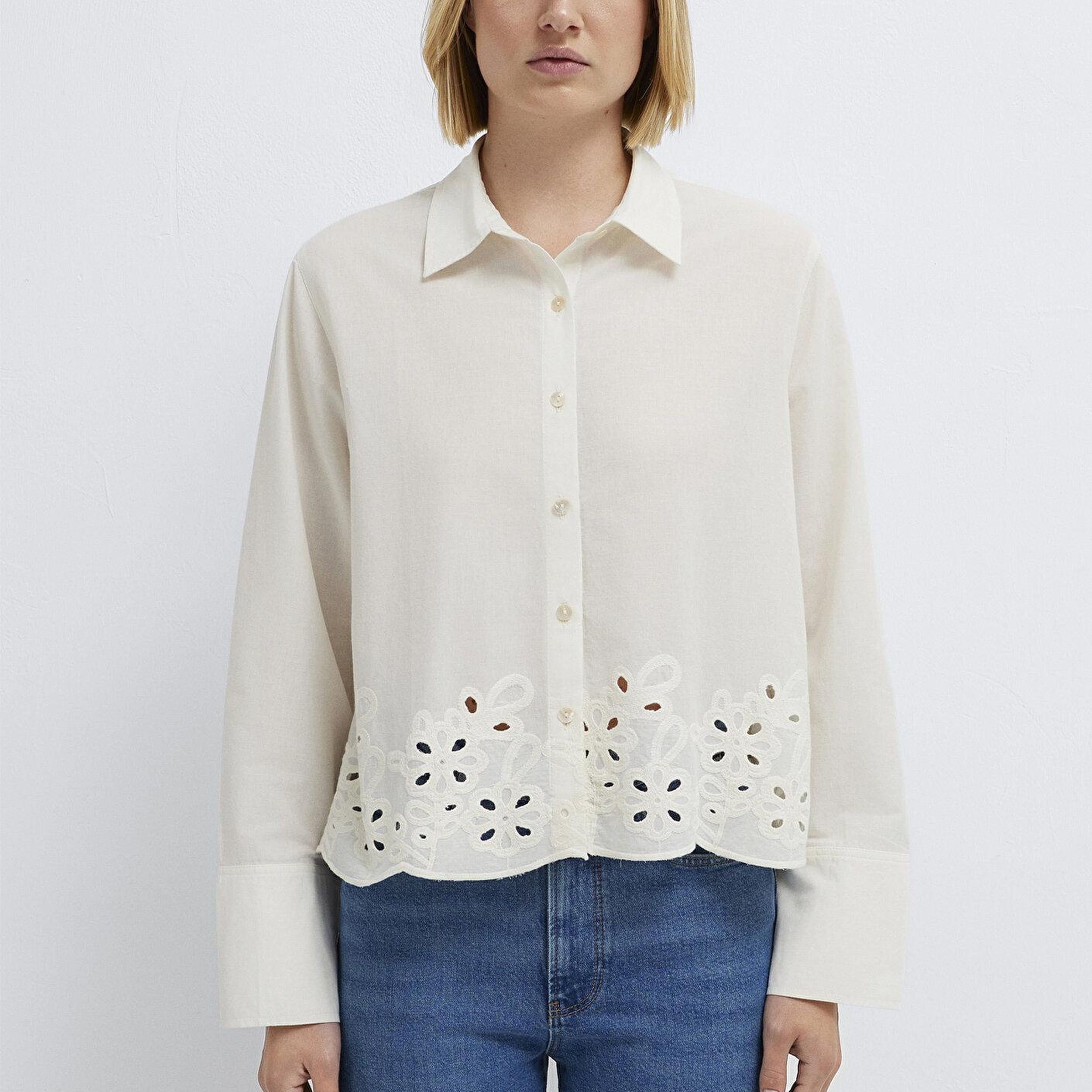 Mavi Dantel Detaylı Ekru Gömlek Loose Fit / Bol Rahat Kesim 1211463-70060