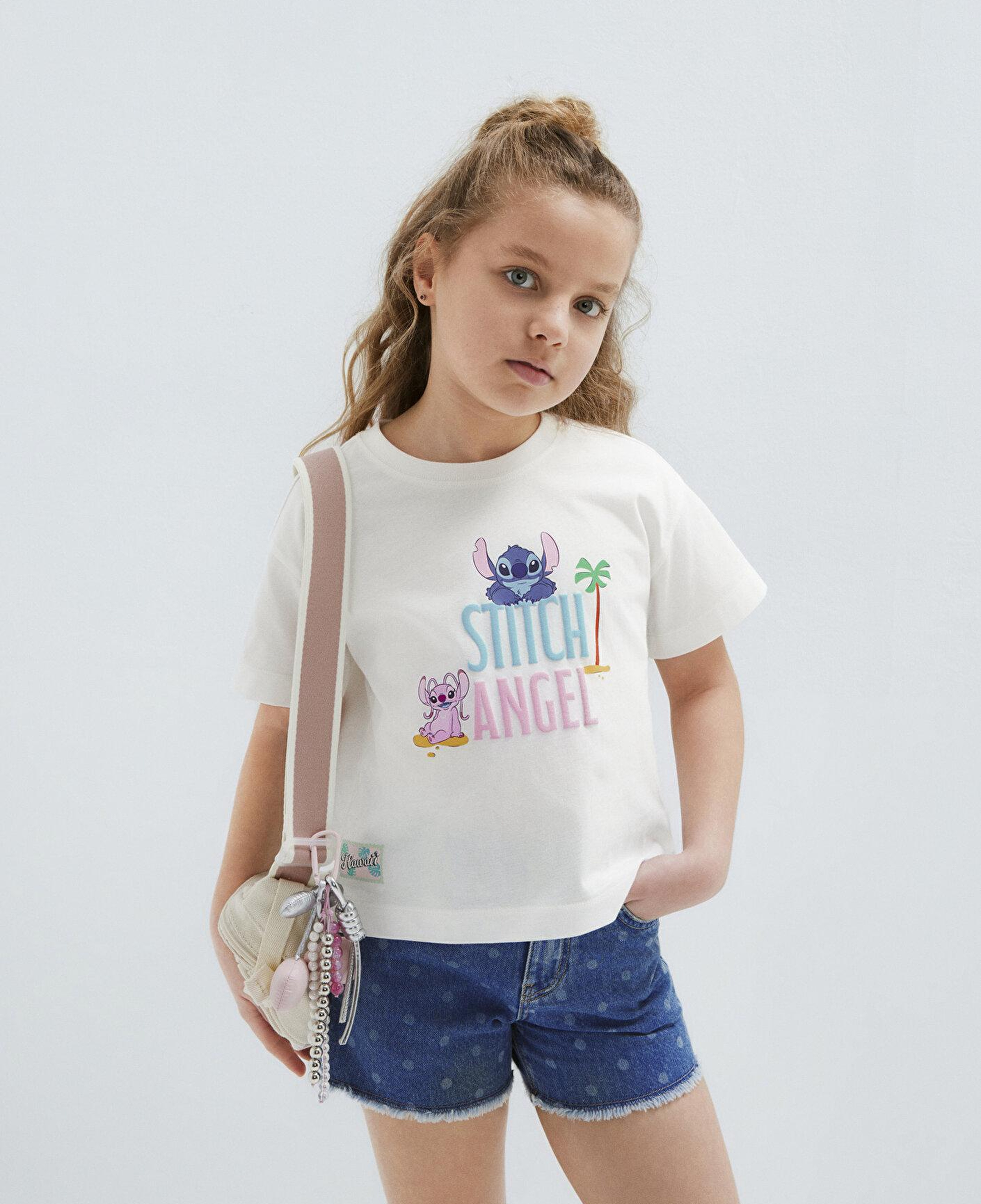 Mavi Stitch Baskılı Ekru Tişört Loose Fit / Bol Rahat Kesim 7610449-70057