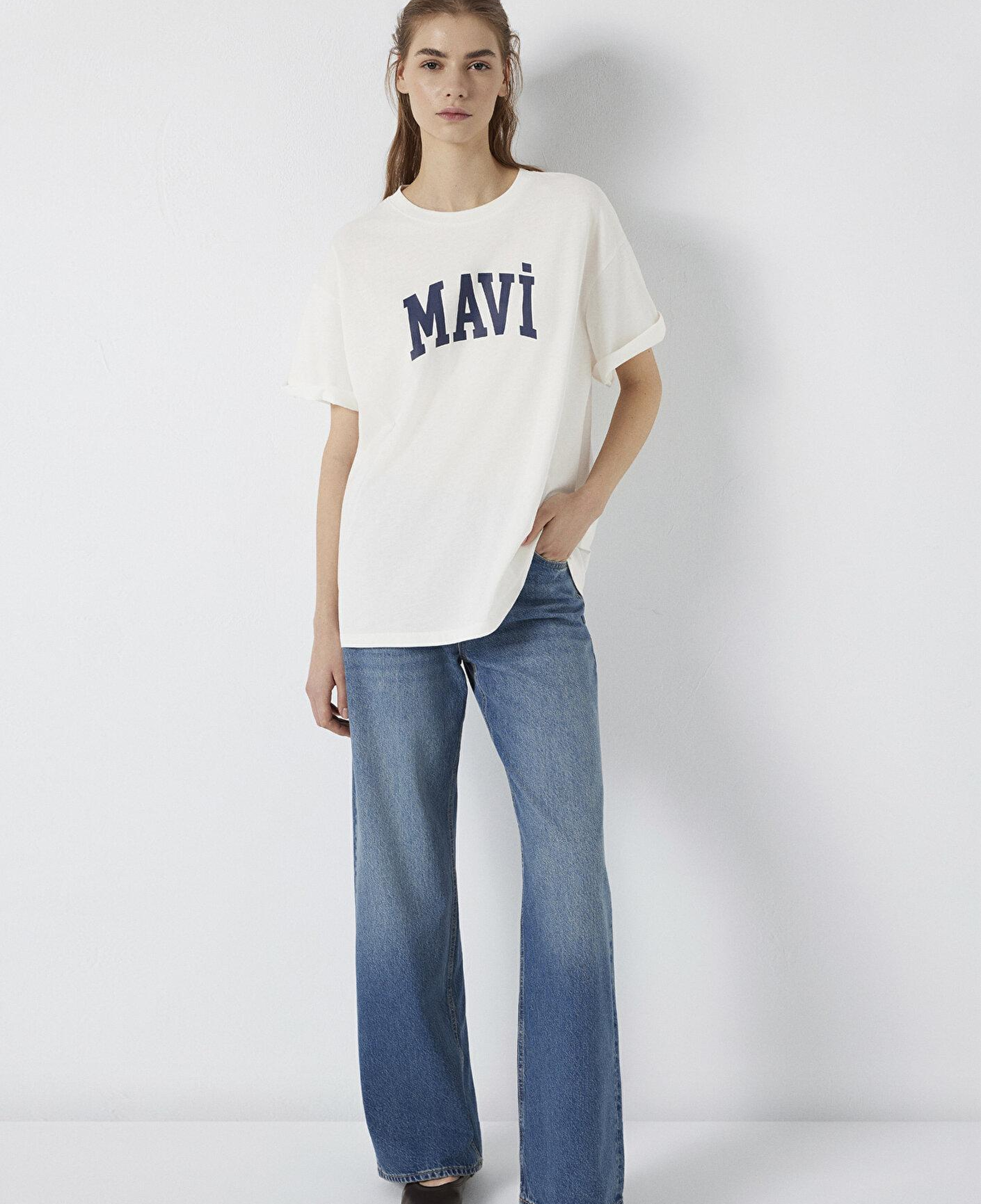 Mavi Mavi Logo Baskılı Ekru Tişört. Oversize / Geniş Kesim 1600843-81964