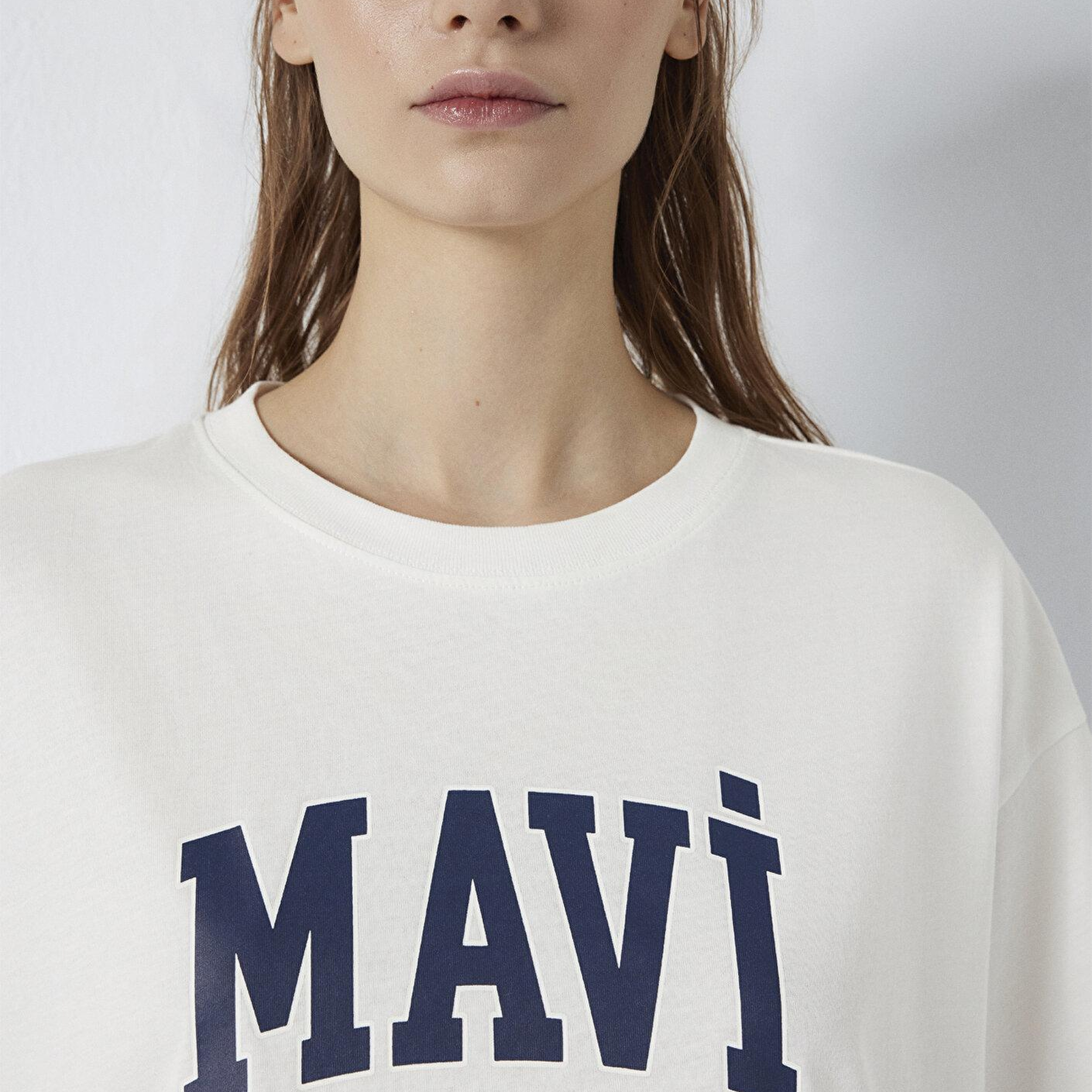 Mavi Mavi Logo Baskılı Ekru Tişört. Oversize / Geniş Kesim 1600843-81964