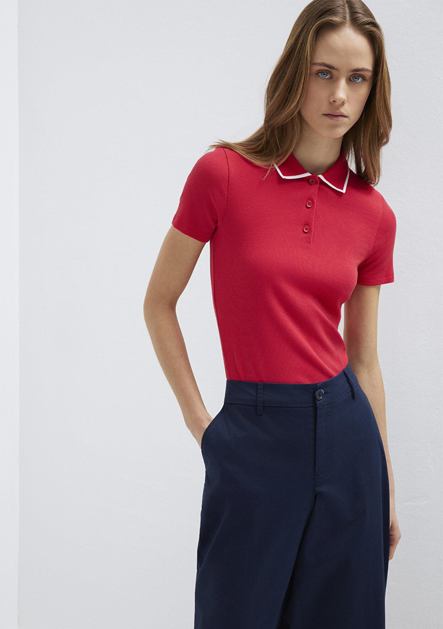 Mavi Yaka Detaylı Kırmızı Polo Tişört Fitted / Vücuda Oturan Kesim 1613776-70477