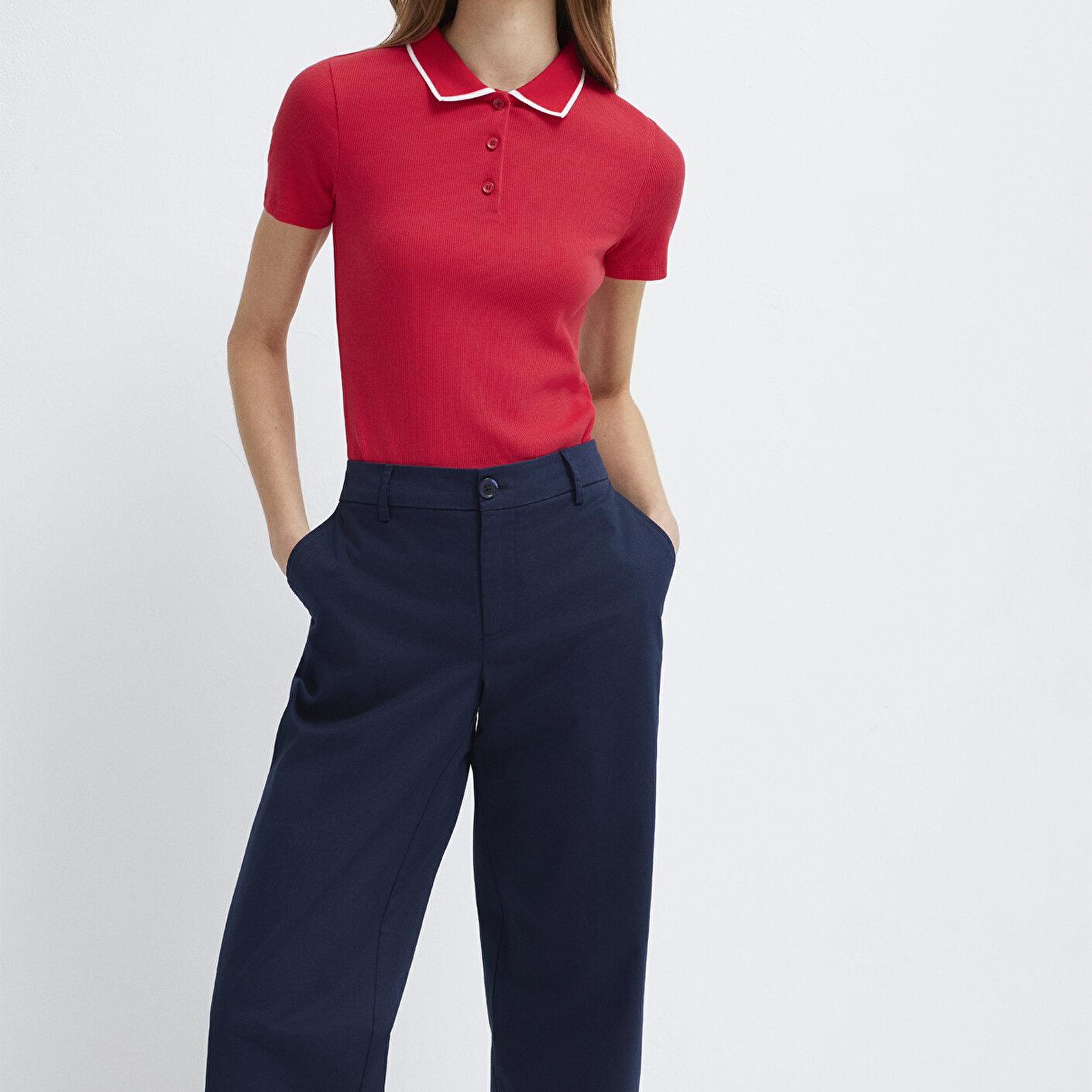 Mavi Yaka Detaylı Kırmızı Polo Tişört Fitted / Vücuda Oturan Kesim 1613776-70477