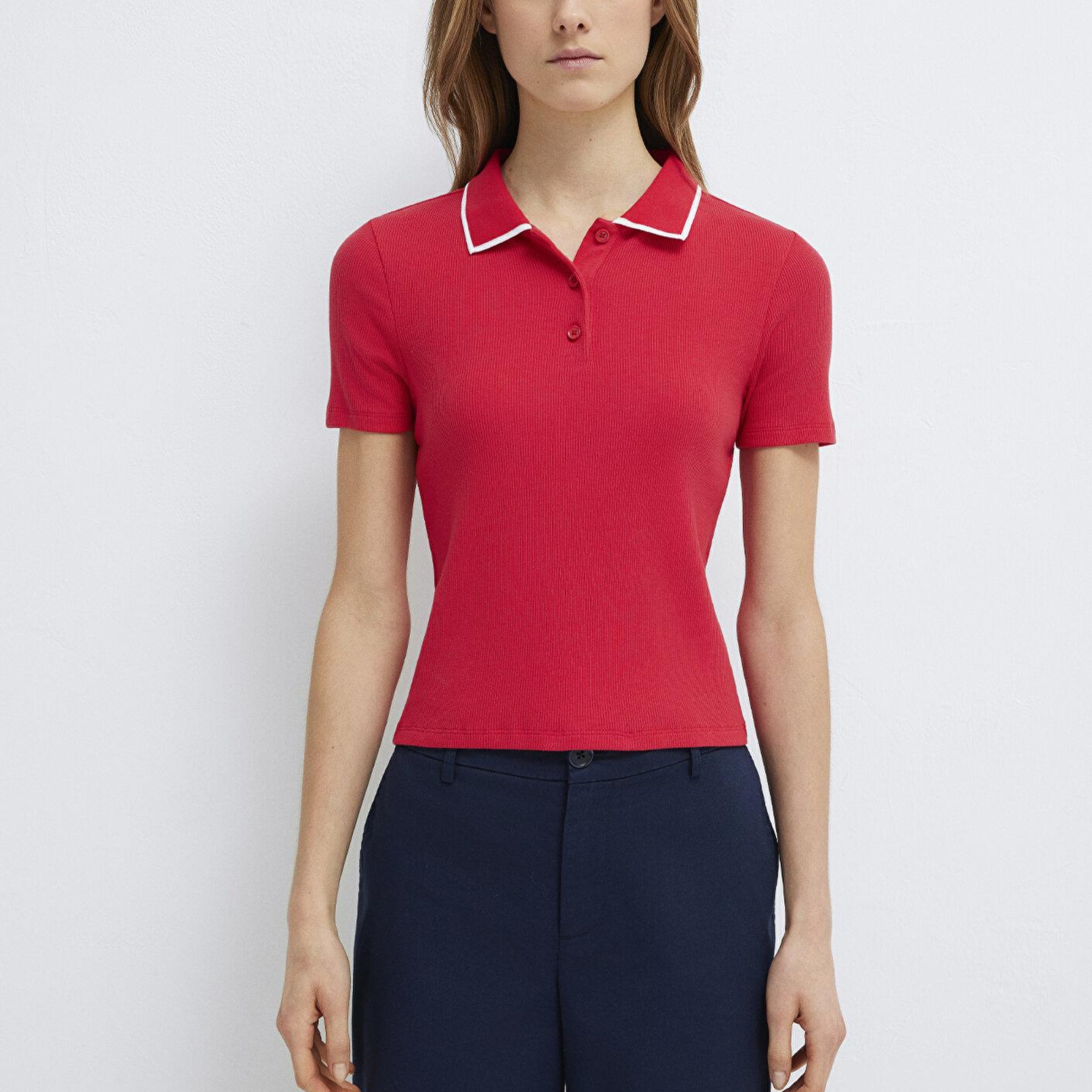 Mavi Yaka Detaylı Kırmızı Polo Tişört Fitted / Vücuda Oturan Kesim 1613776-70477