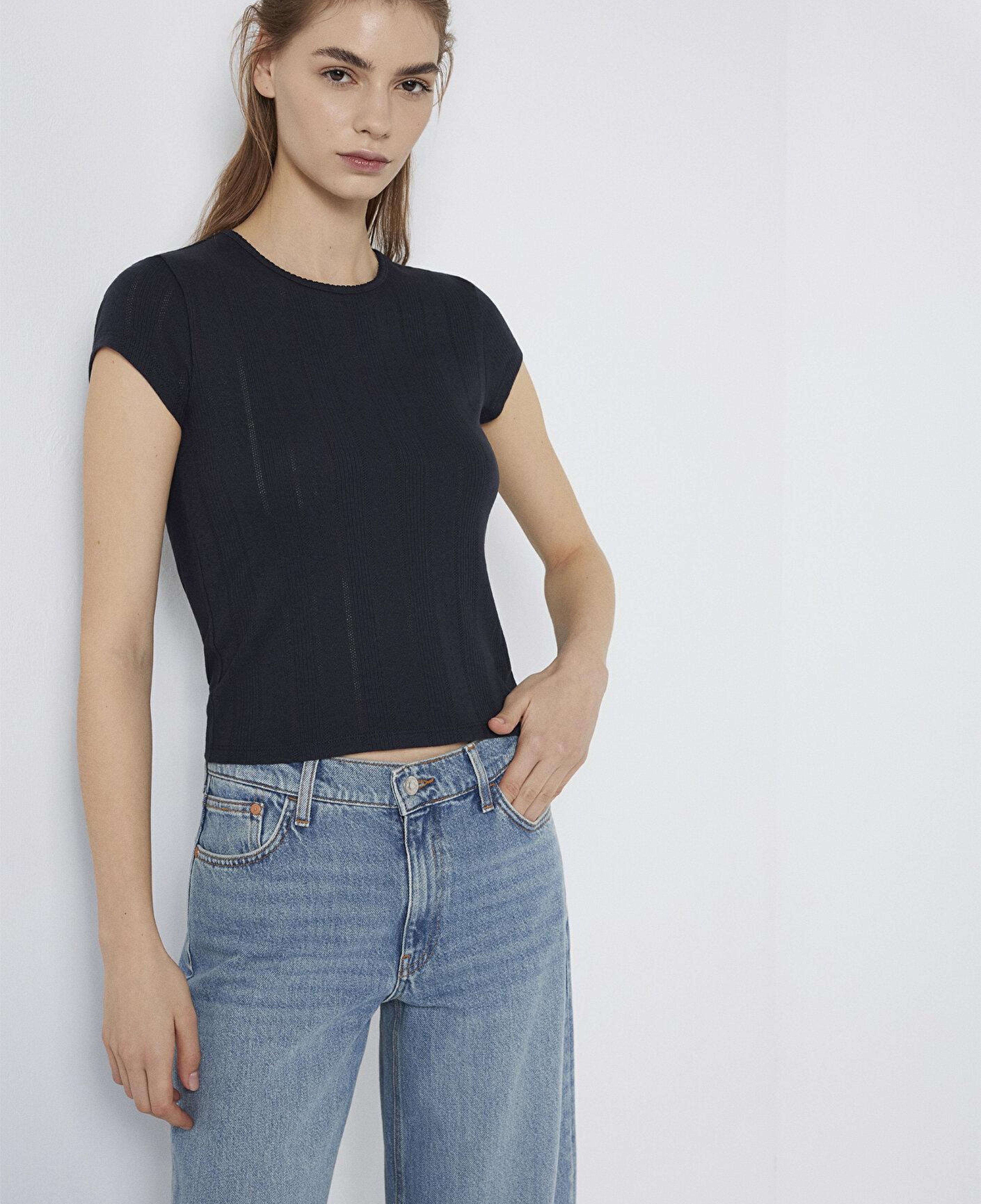 Mavi Lacivert Basic Tişört Fitted / Vücuda Oturan Kesim 1613808-70489