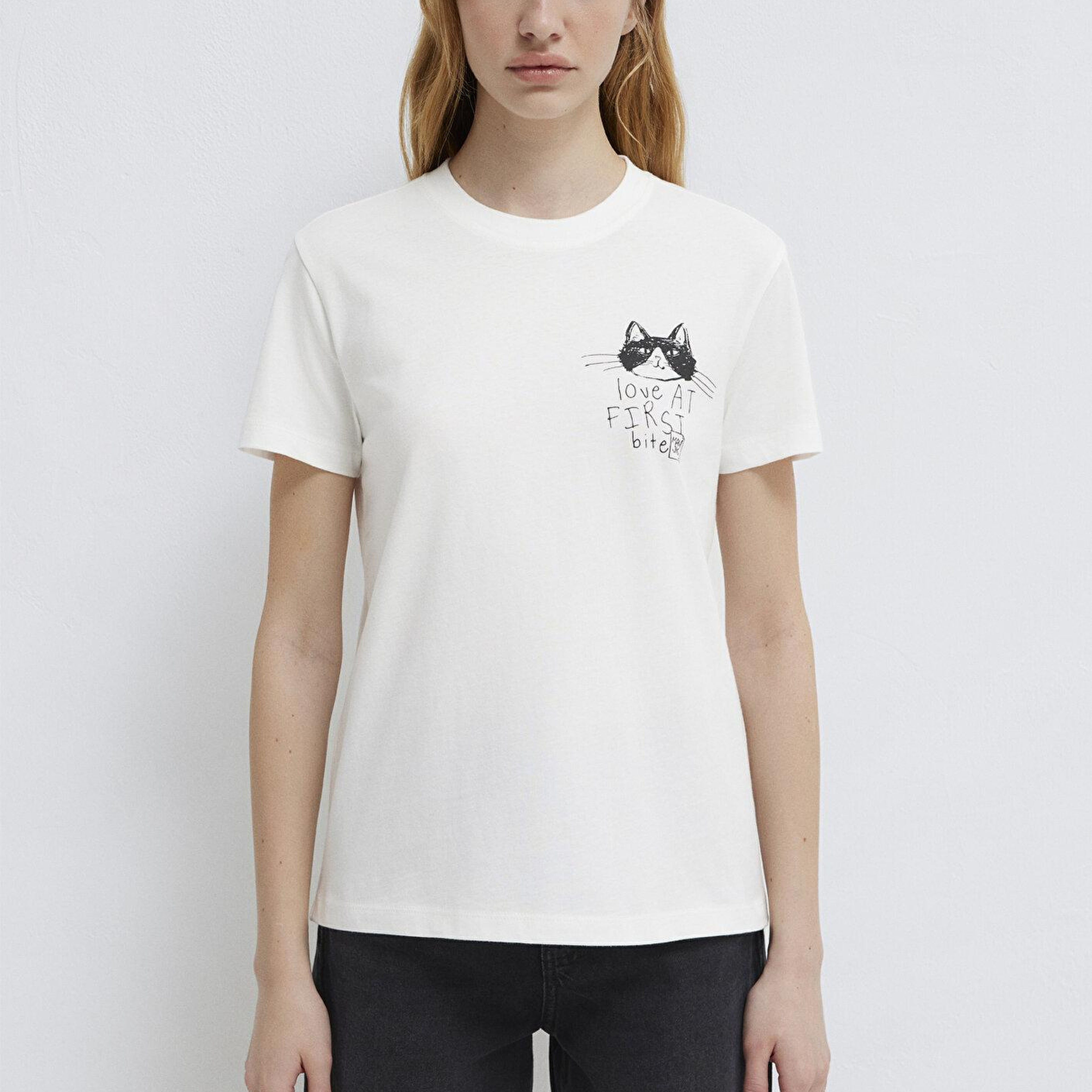 Mavi Kedi Baskılı Ekru Tişört Semi Slim Fit / Yarı Dar Kesim 1613723-70057