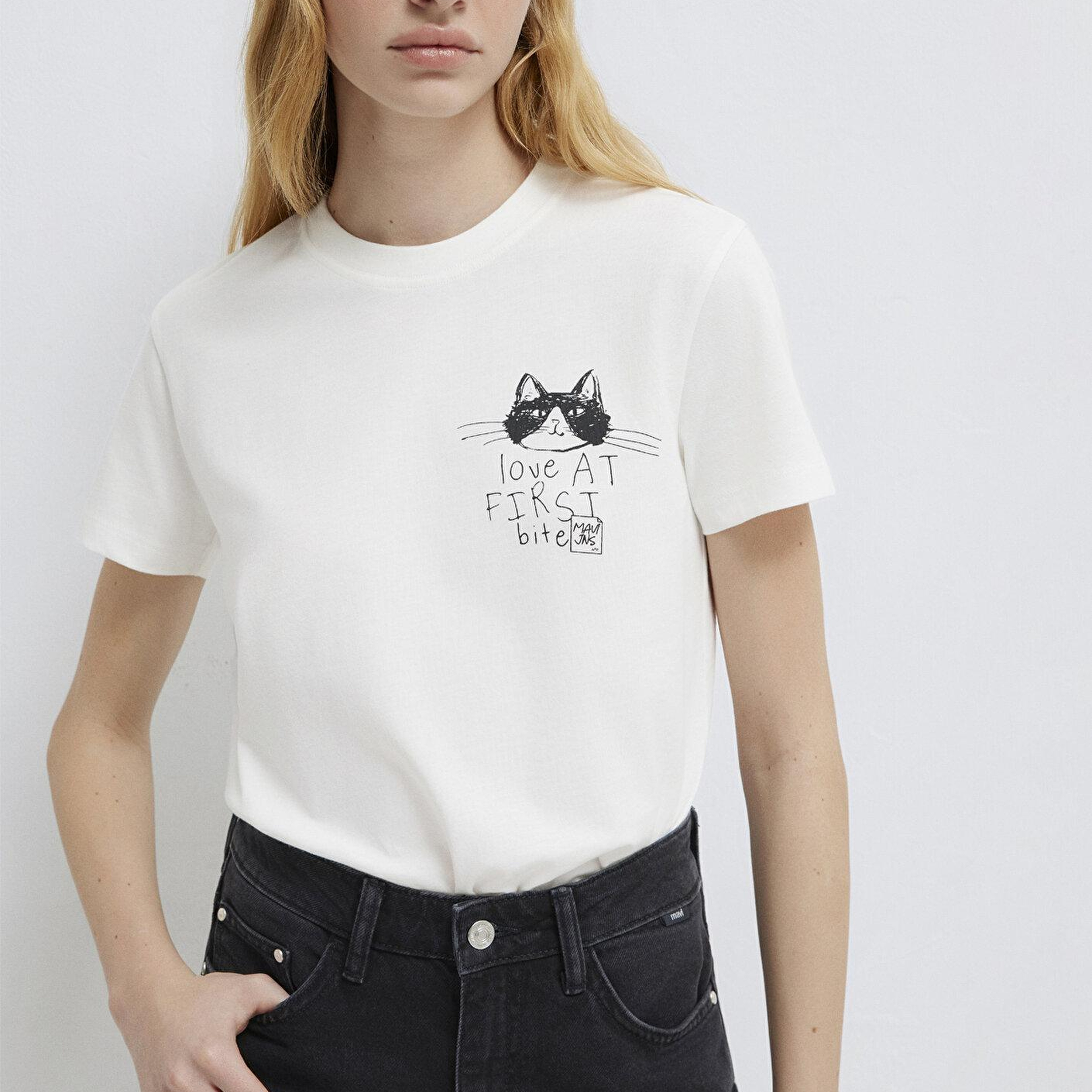 Mavi Kedi Baskılı Ekru Tişört Semi Slim Fit / Yarı Dar Kesim 1613723-70057