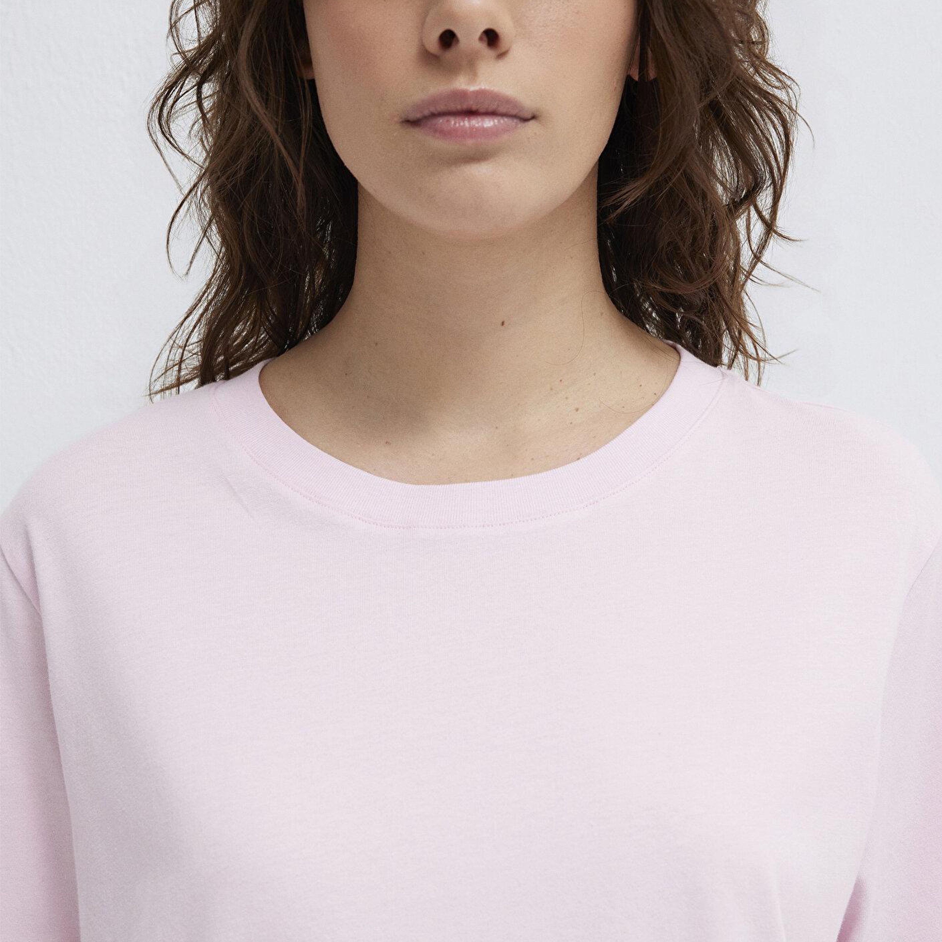 Mavi Bisiklet Yaka Pembe Basic Tişört Regular Fit / Normal Kesim 1600955-89200