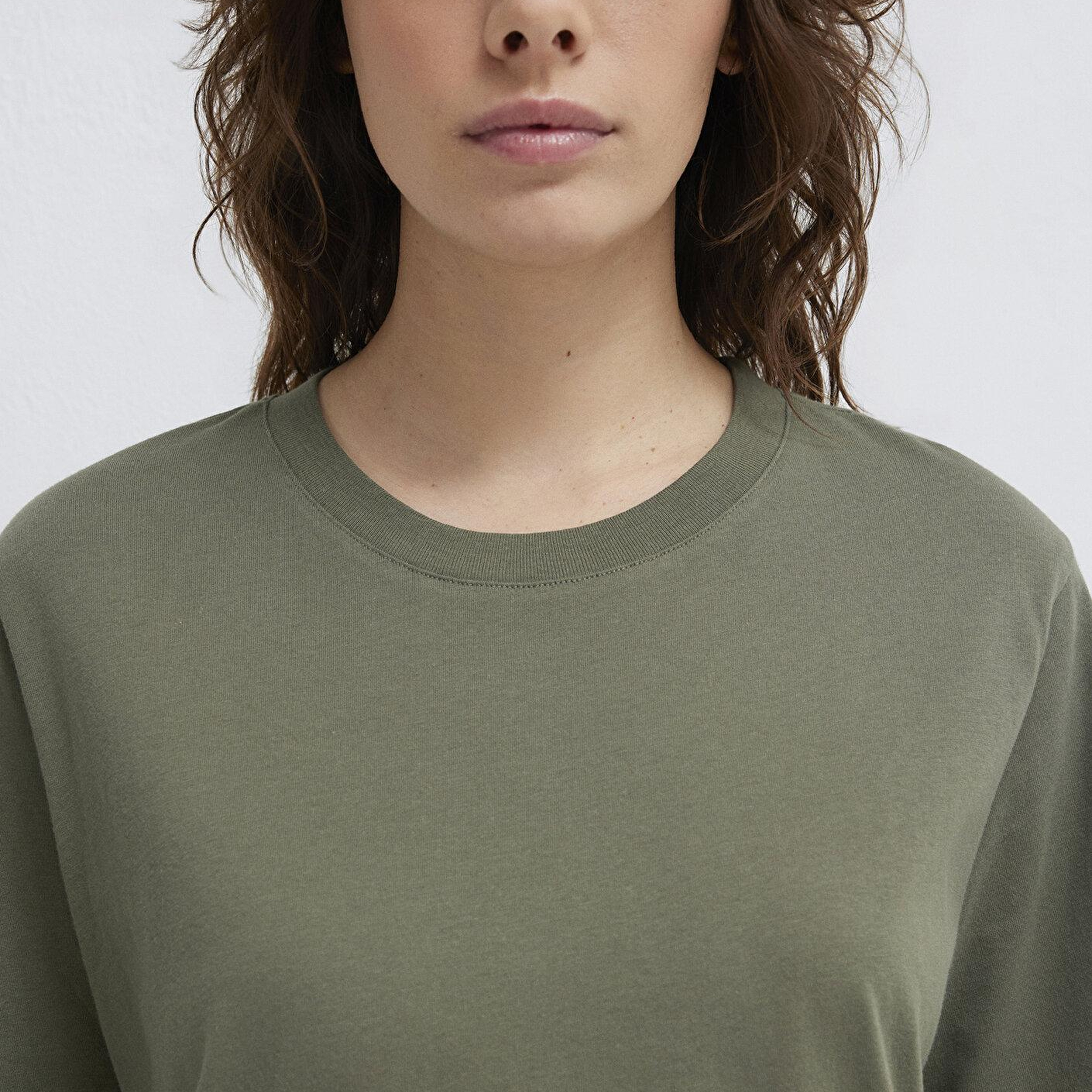 Mavi Bisiklet Yaka Yeşil Basic Tişört Regular Fit / Normal Kesim 1600955-86627