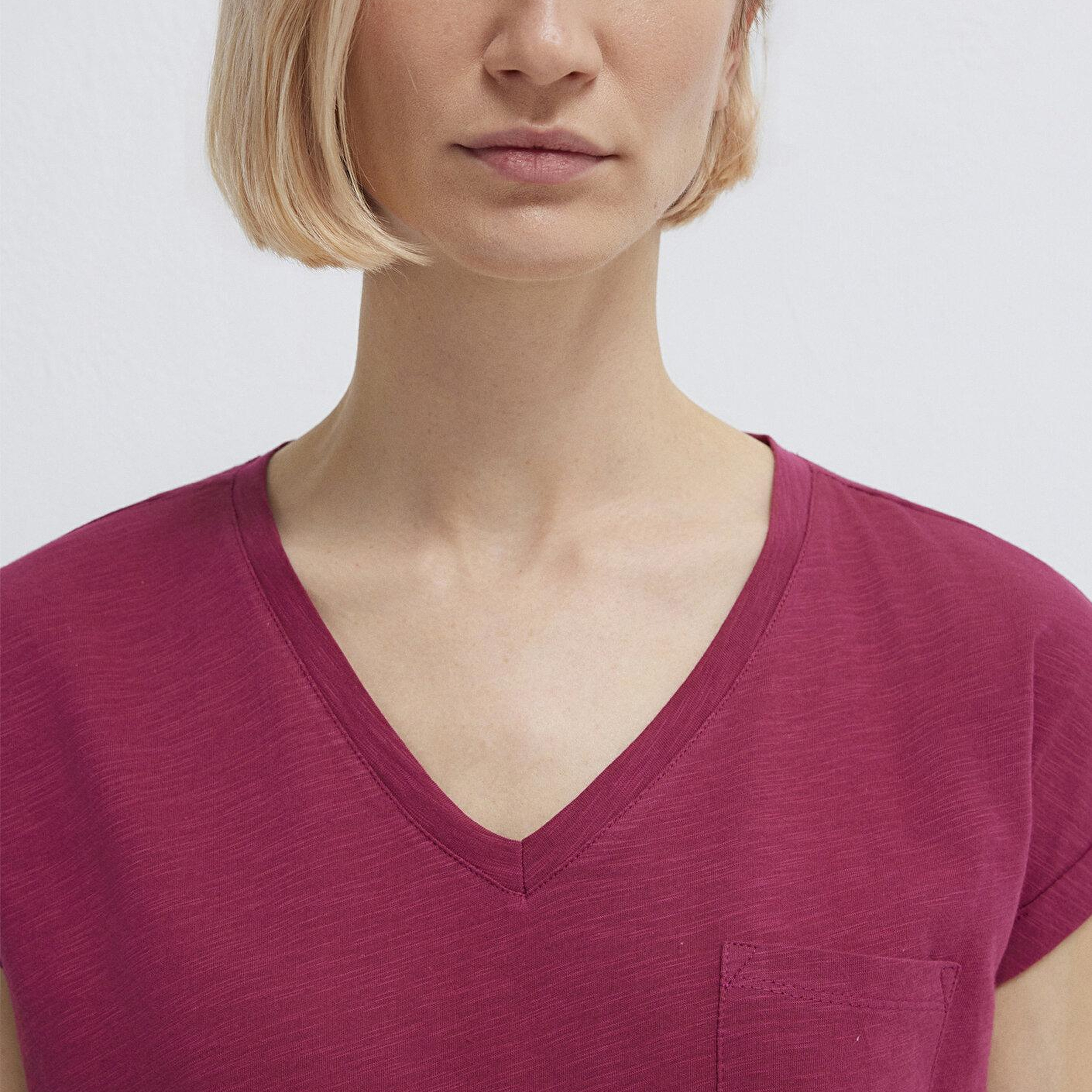 Mavi V Yaka Pembe Basic Tişört Loose Fit / Bol Rahat Kesim 1600961-70919