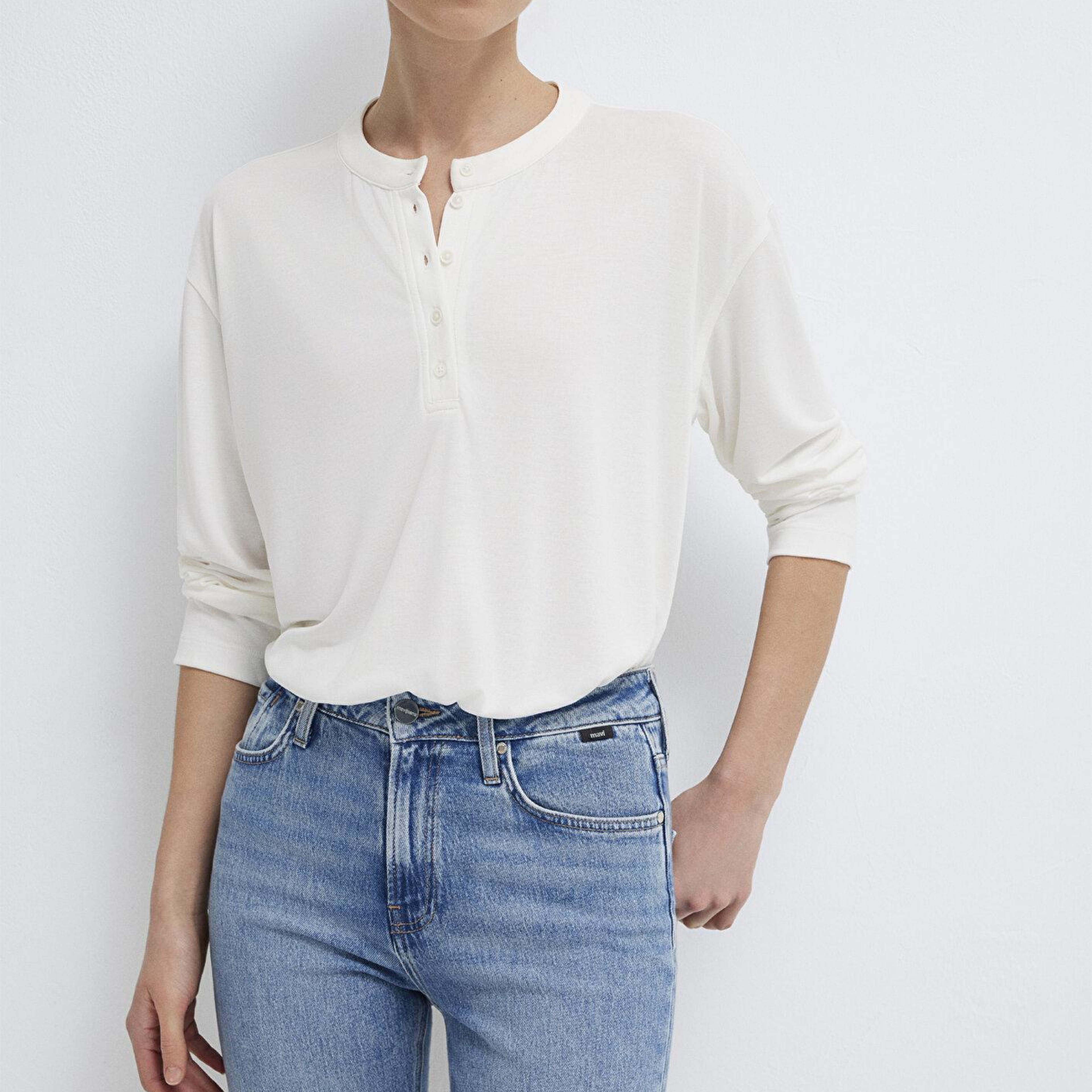 Mavi Modal Karışımlı Ekru Tişört Regular Fit / Normal Kesim 1613772-80194