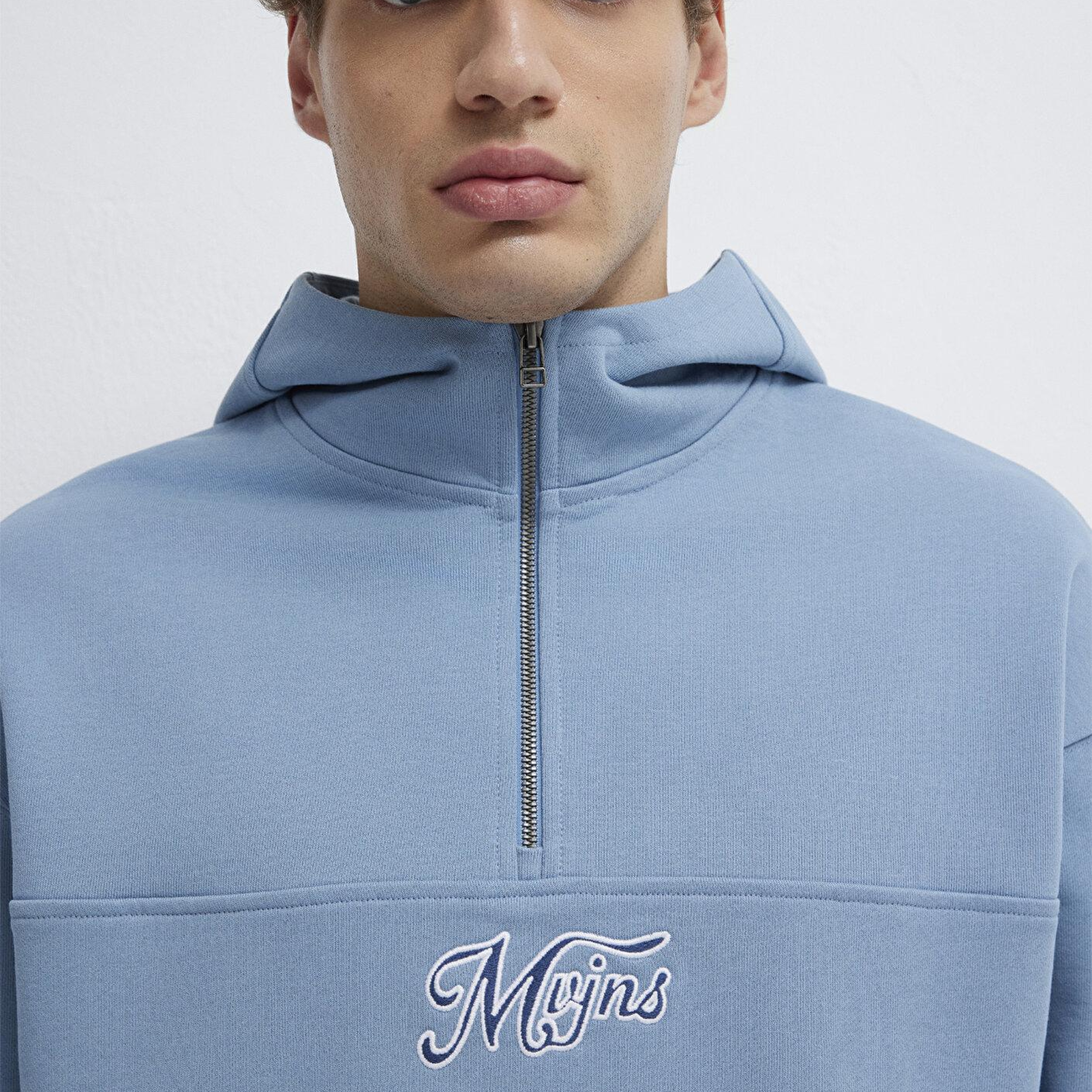 Mavi MVJNS Nakışlı Yarı Fermuarlı Mavi Sweatshirt 0S10543-86998