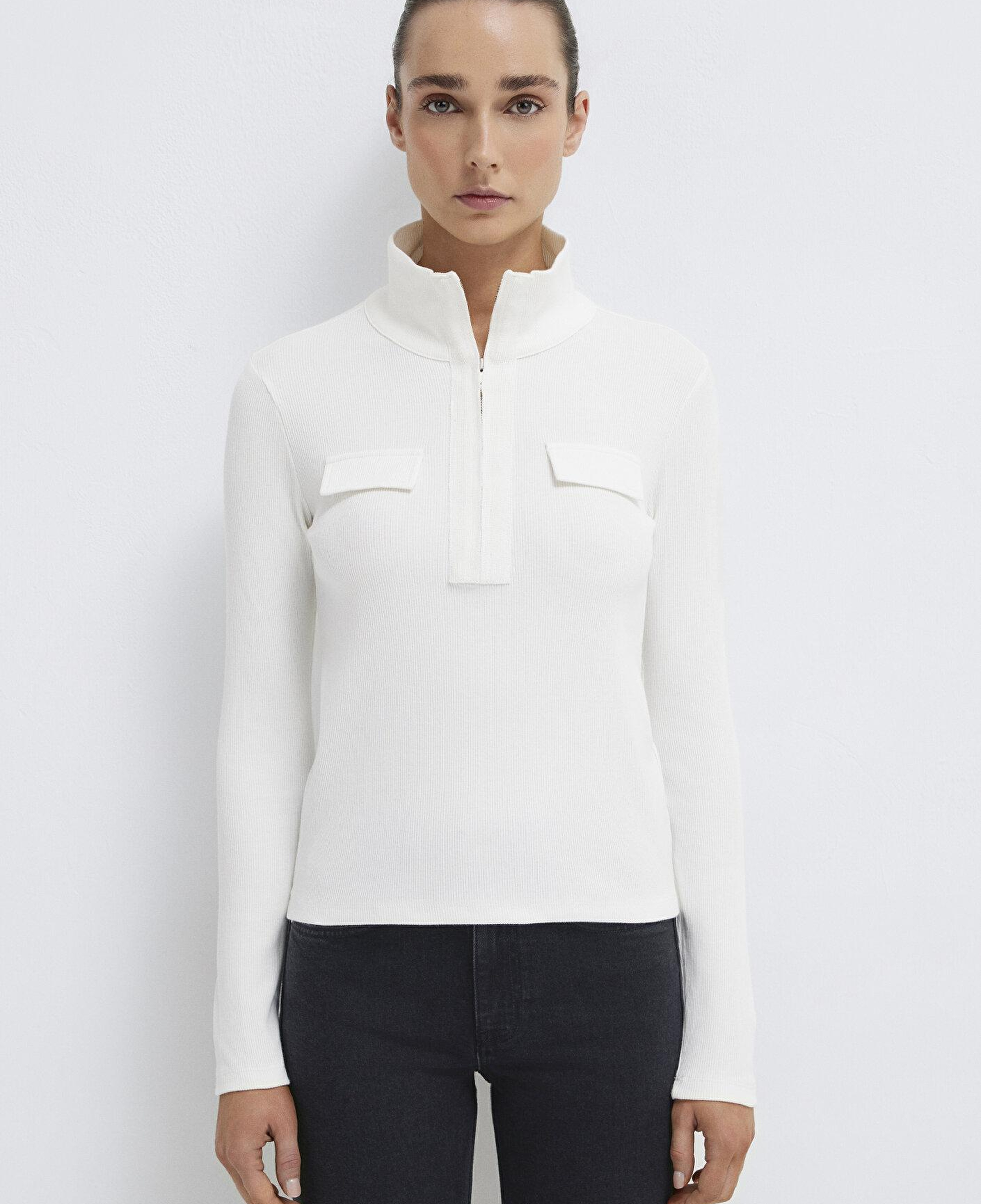 Mavi Dik Yaka Ekru Tişört Slim Fit / Dar Kesim 1613748-70057