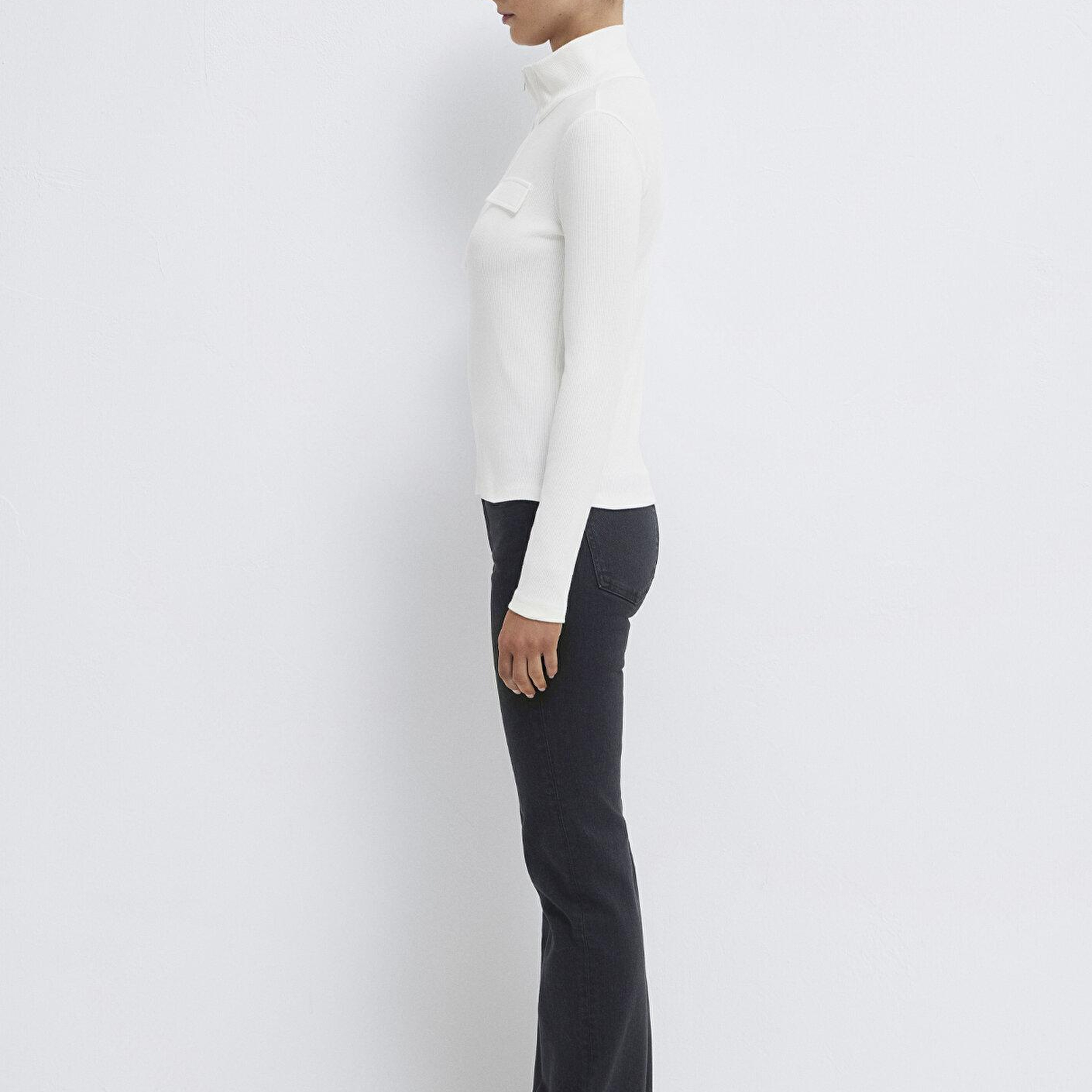 Mavi Dik Yaka Ekru Tişört Slim Fit / Dar Kesim 1613748-70057