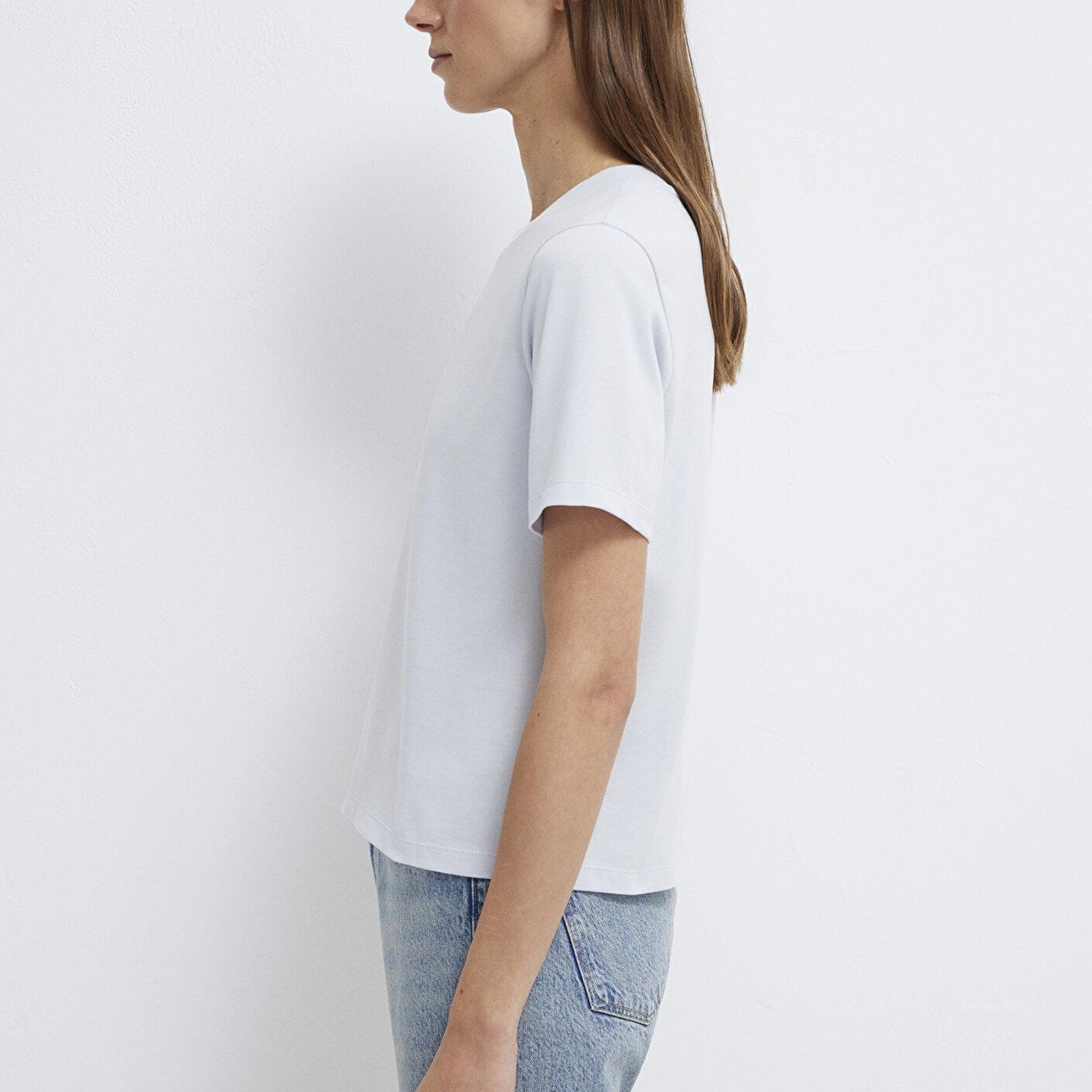 Mavi Mavi Basic Tişört Slim Fit / Dar Kesim 1613788-89201