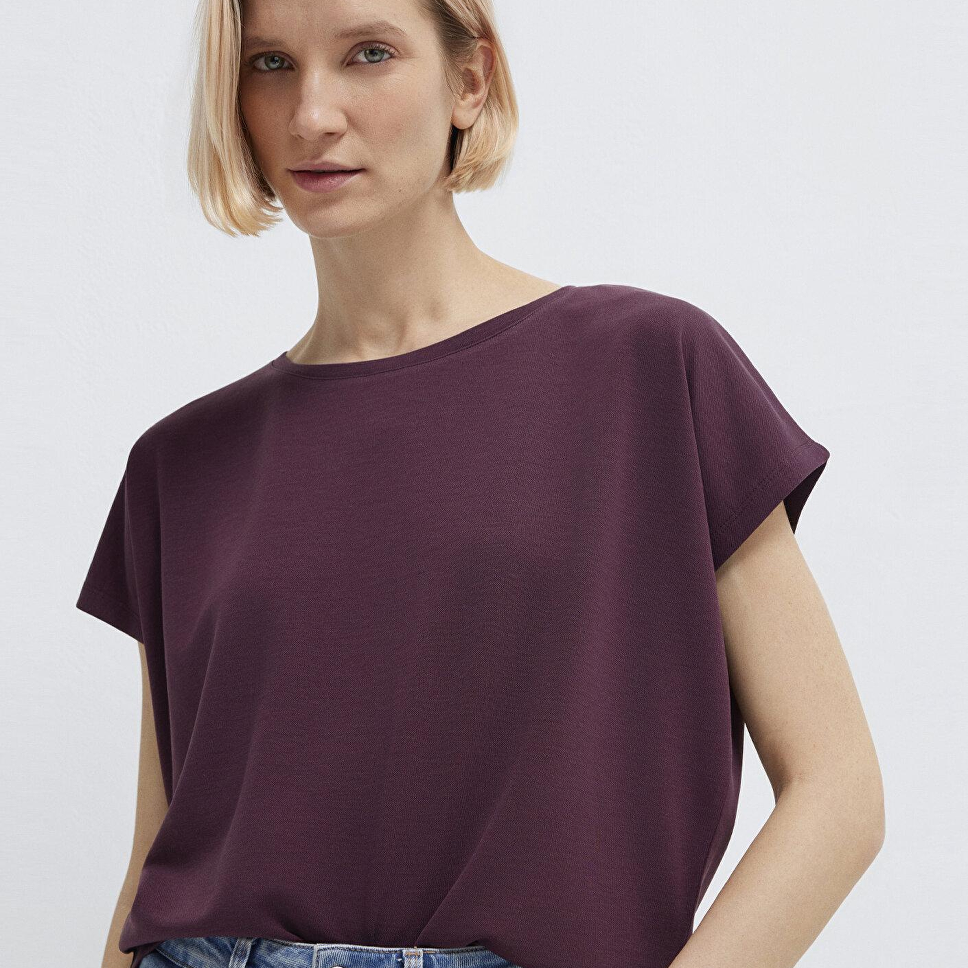 Mavi Soft-Premium Mor (TENCEL™) Liyosel Karışımlı Basic Tişört Loose Fit / Bol Rahat Kesim 167245-70421