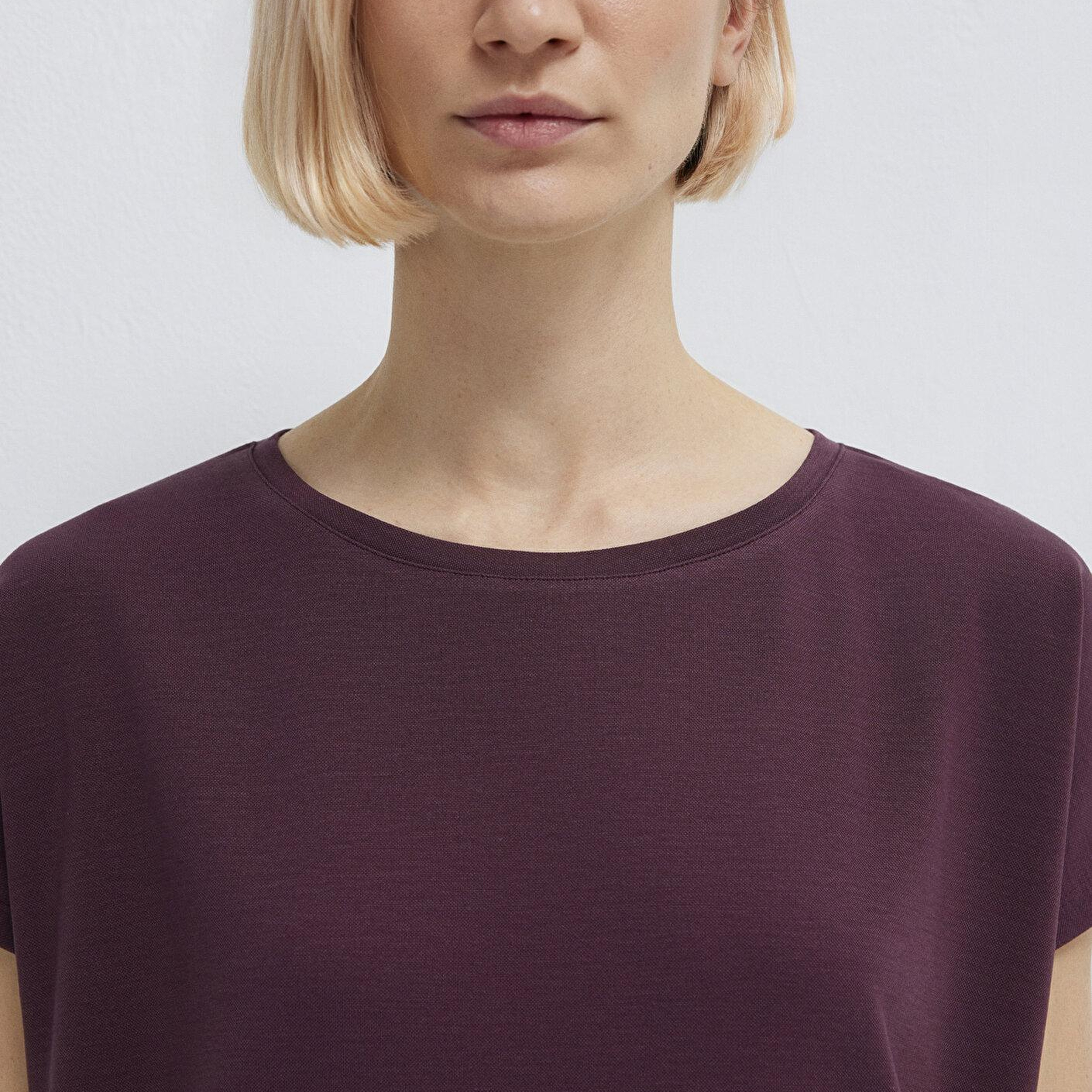 Mavi Soft-Premium Mor (TENCEL™) Liyosel Karışımlı Basic Tişört Loose Fit / Bol Rahat Kesim 167245-70421