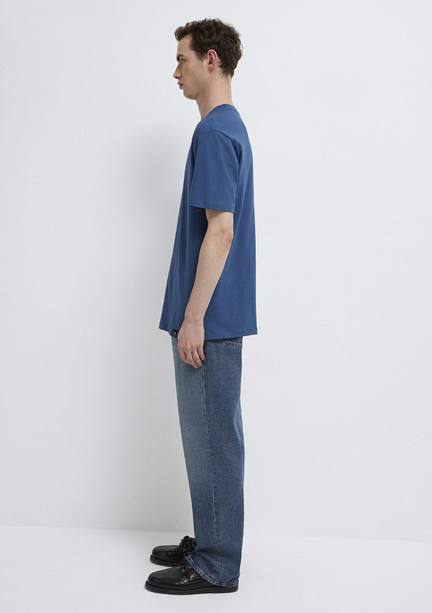 Mavi Etiket Detaylı Mavi Basic Tişört Loose Fit / Bol Rahat Kesim 0611824-90609
