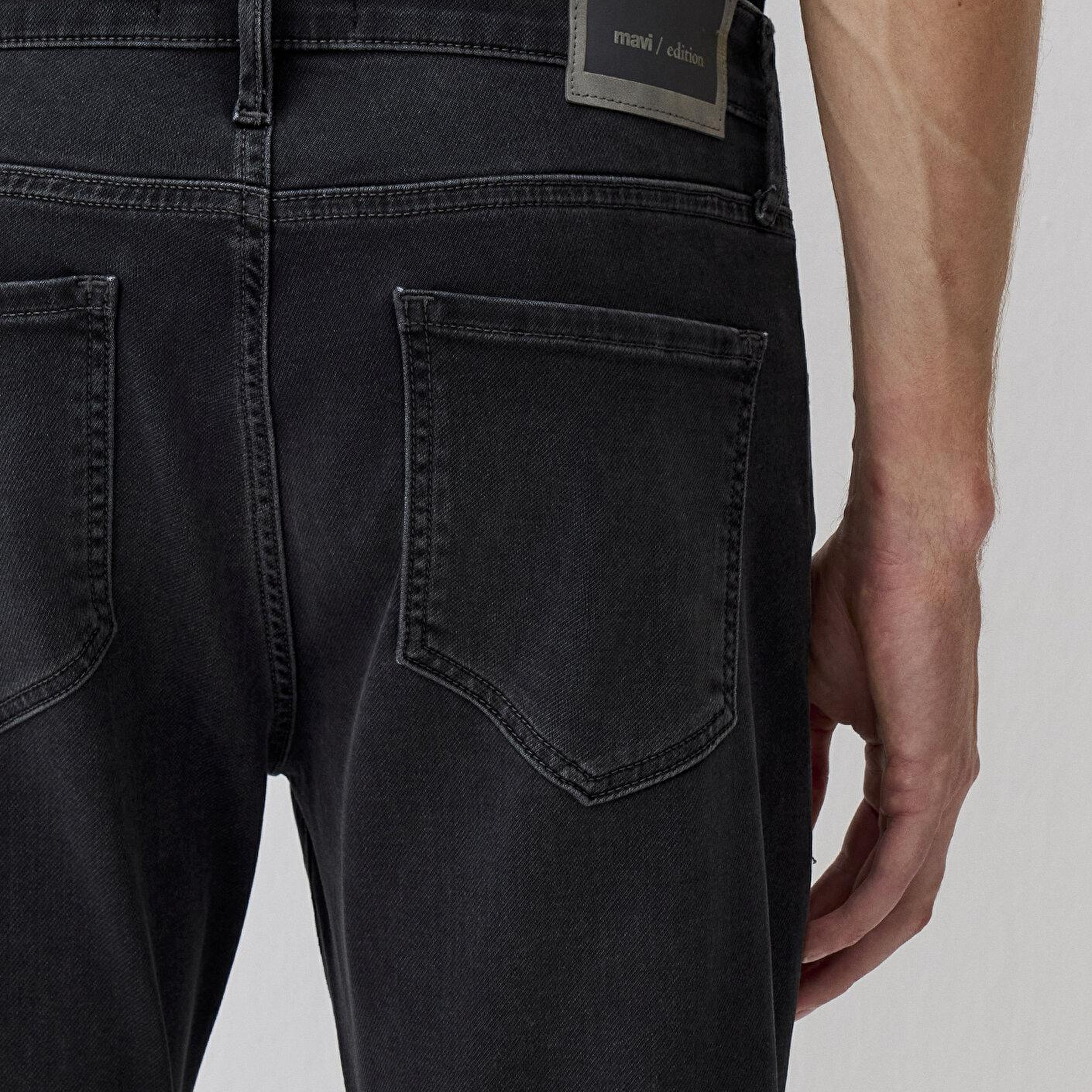Mavi Marcus Edition Koyu Gri Smoke Jean Pantolon 0035190826