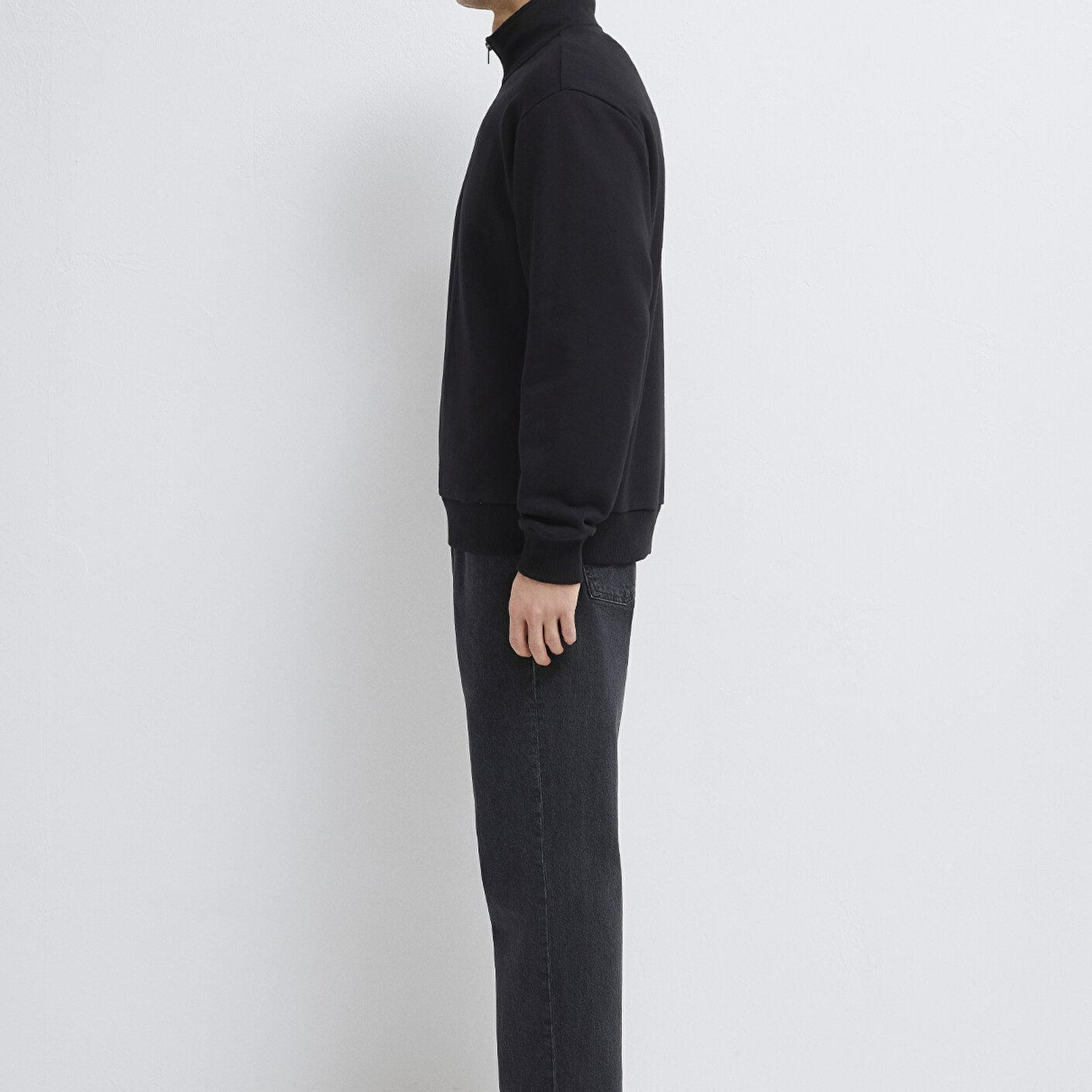 Mavi Yarı Fermuarlı Siyah Basic Sweatshirt 0S10419-900
