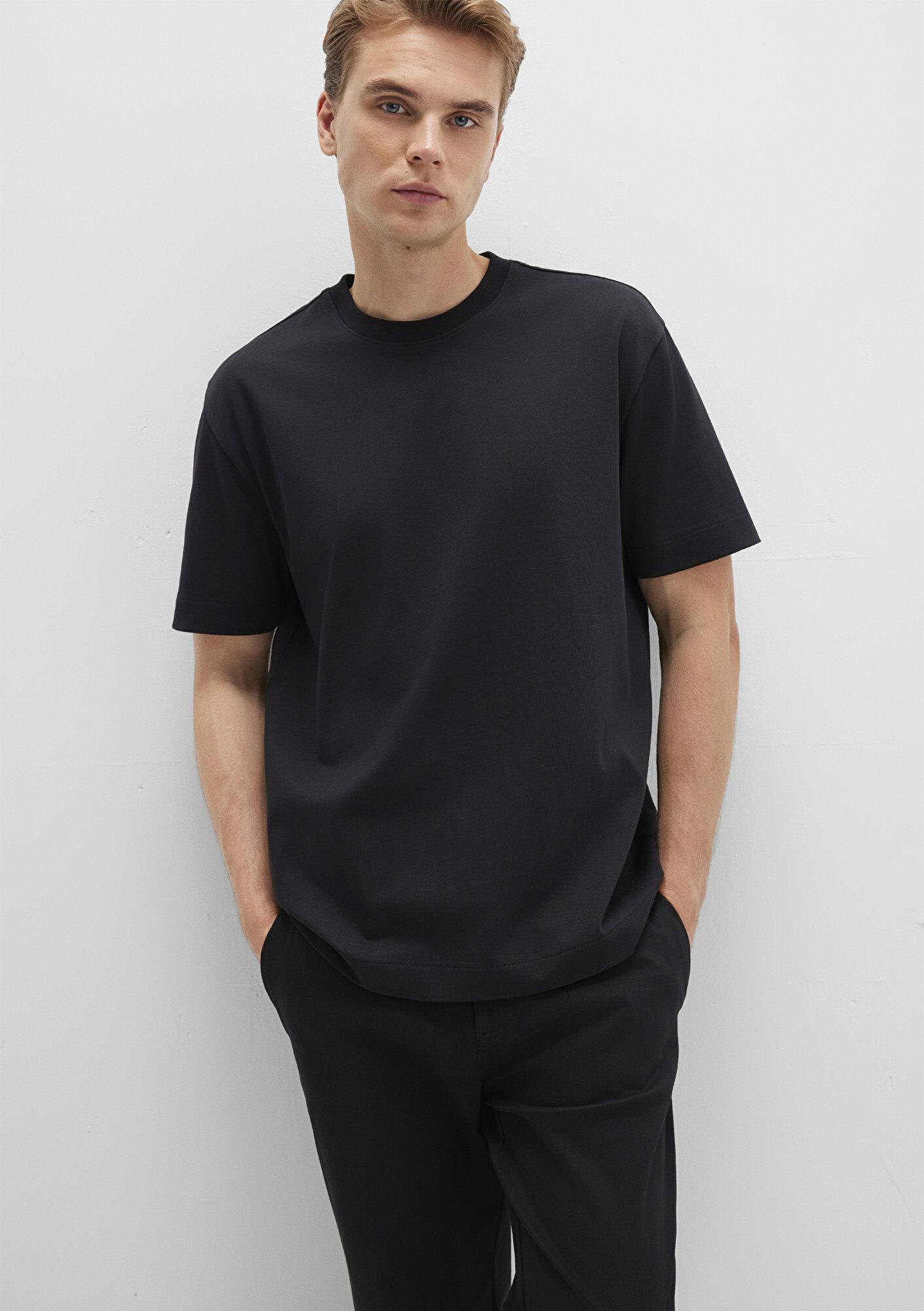 Mavi Bisiklet Yaka Siyah Basic Tişört Loose Fit / Bol Rahat Kesim 0612864-900