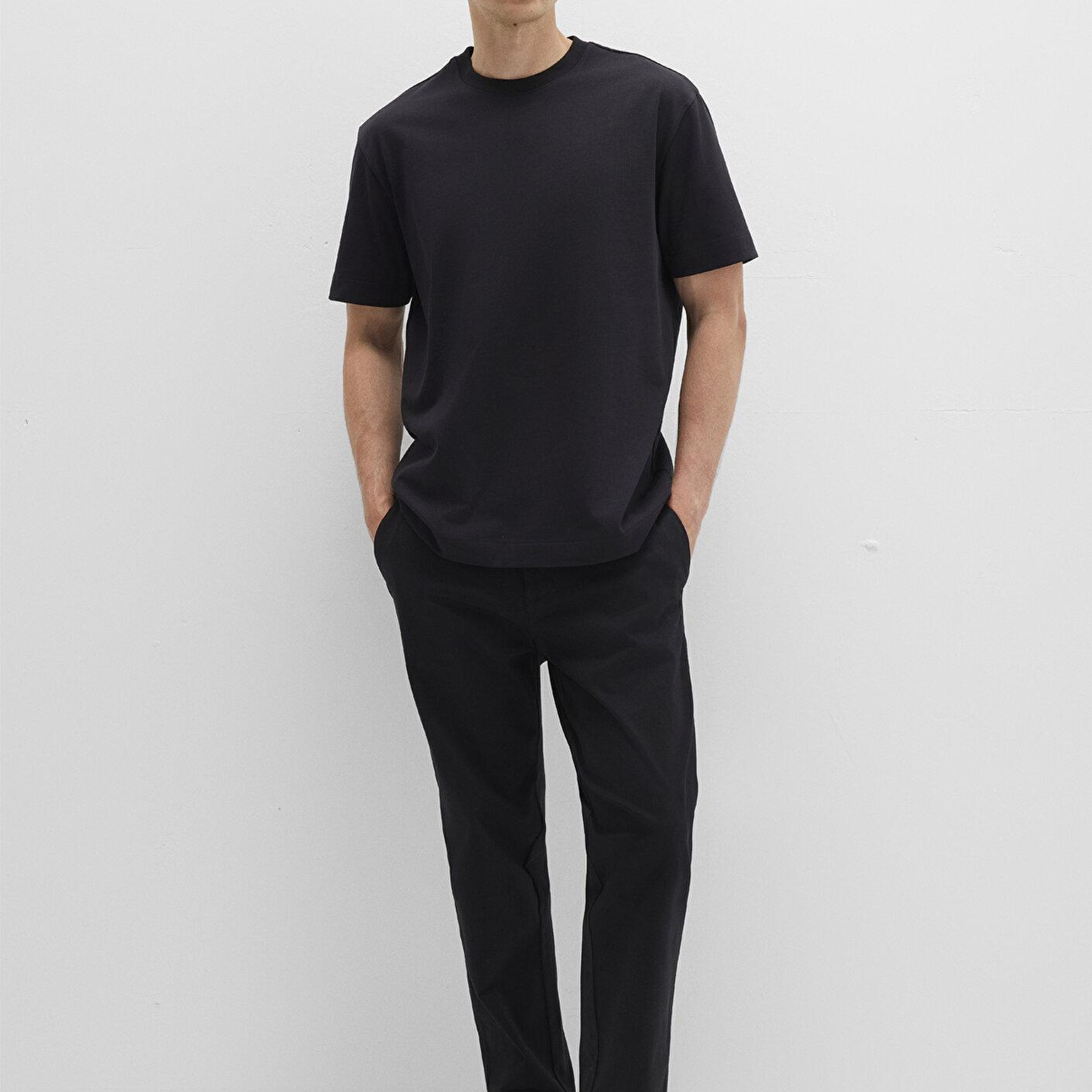 Mavi Bisiklet Yaka Siyah Basic Tişört Loose Fit / Bol Rahat Kesim 0612864-900