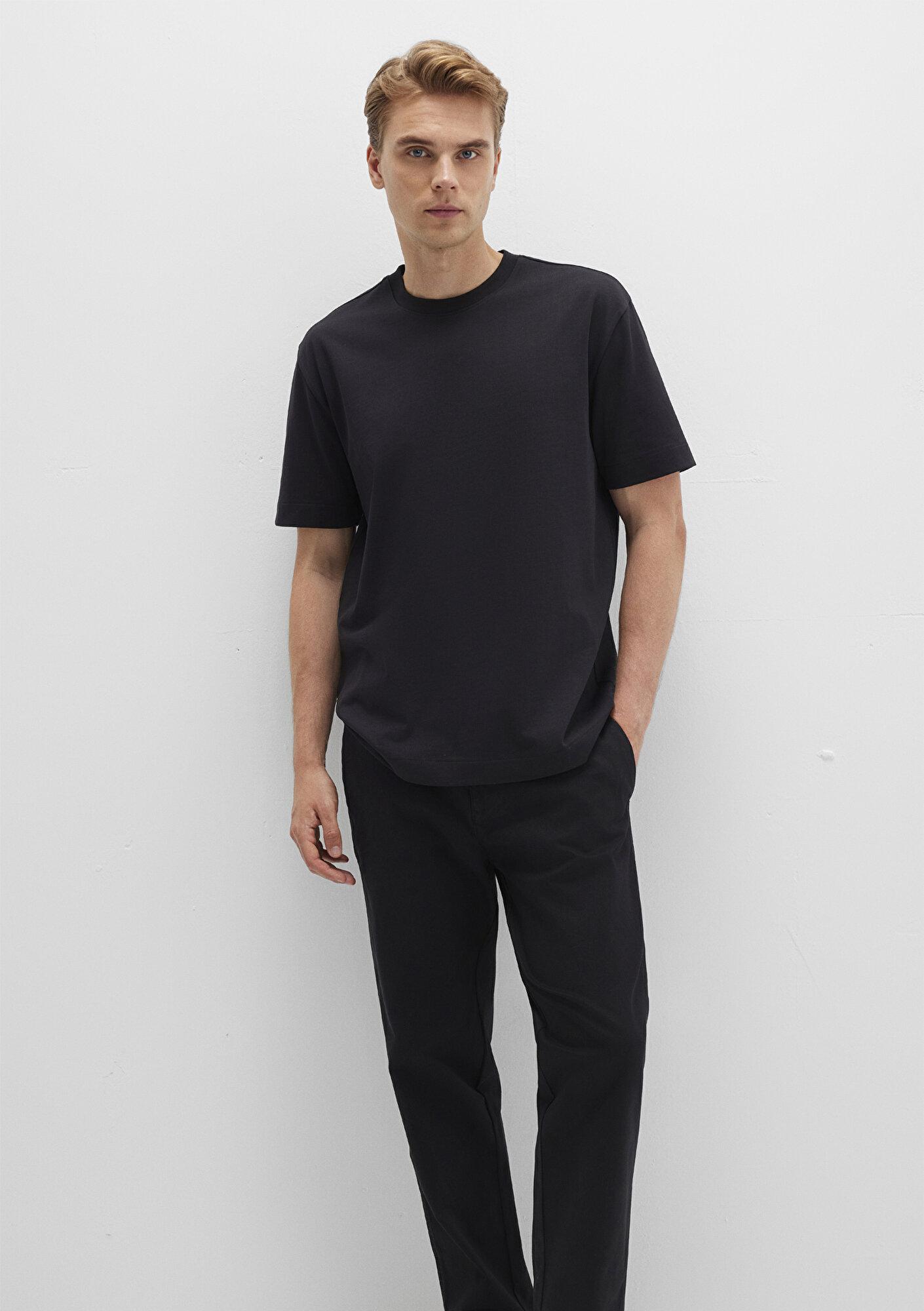 Mavi Bisiklet Yaka Siyah Basic Tişört Loose Fit / Bol Rahat Kesim 0612864-900