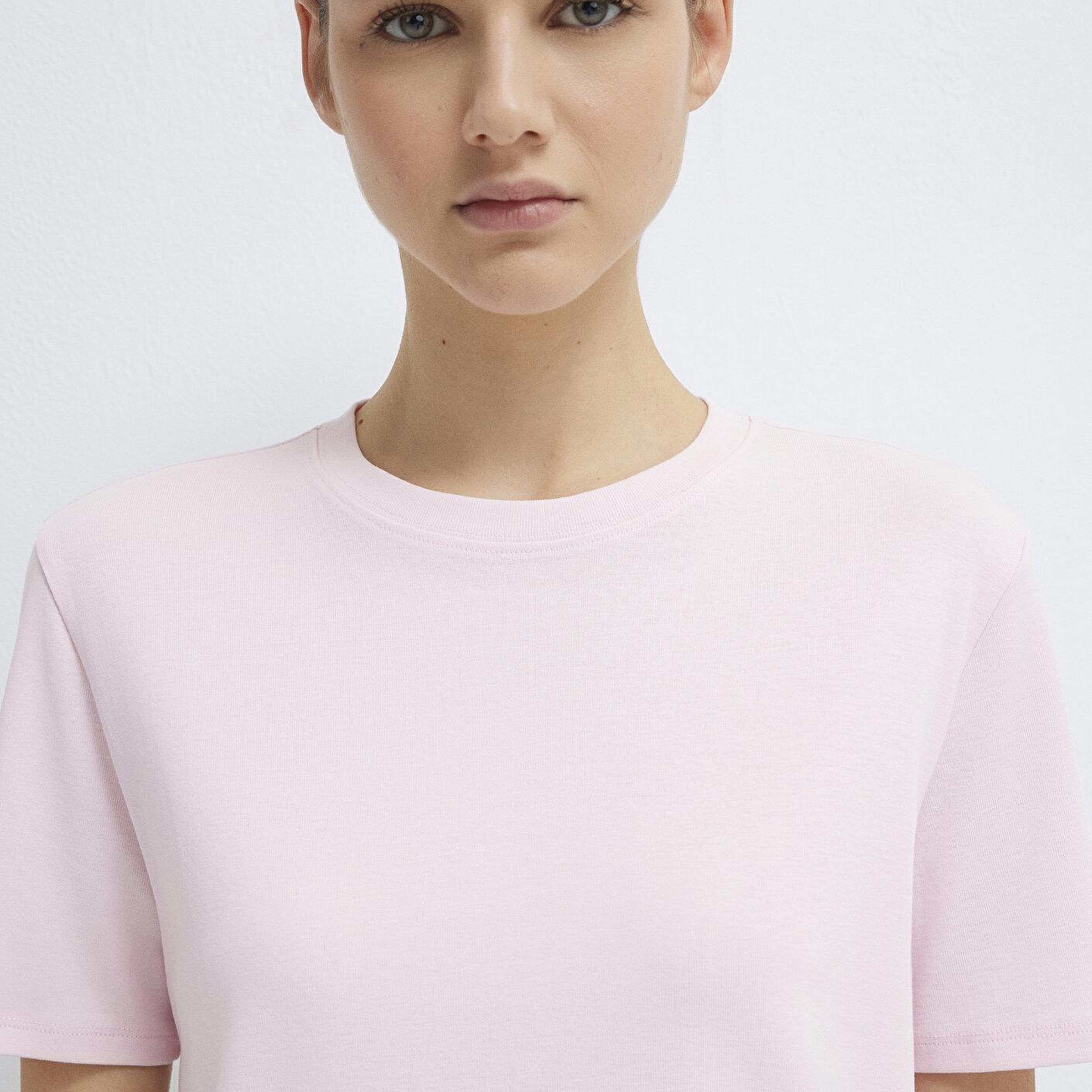 Mavi Pembe Basic Tişört Semi Slim Fit / Yarı Dar Kesim 1612916-89200