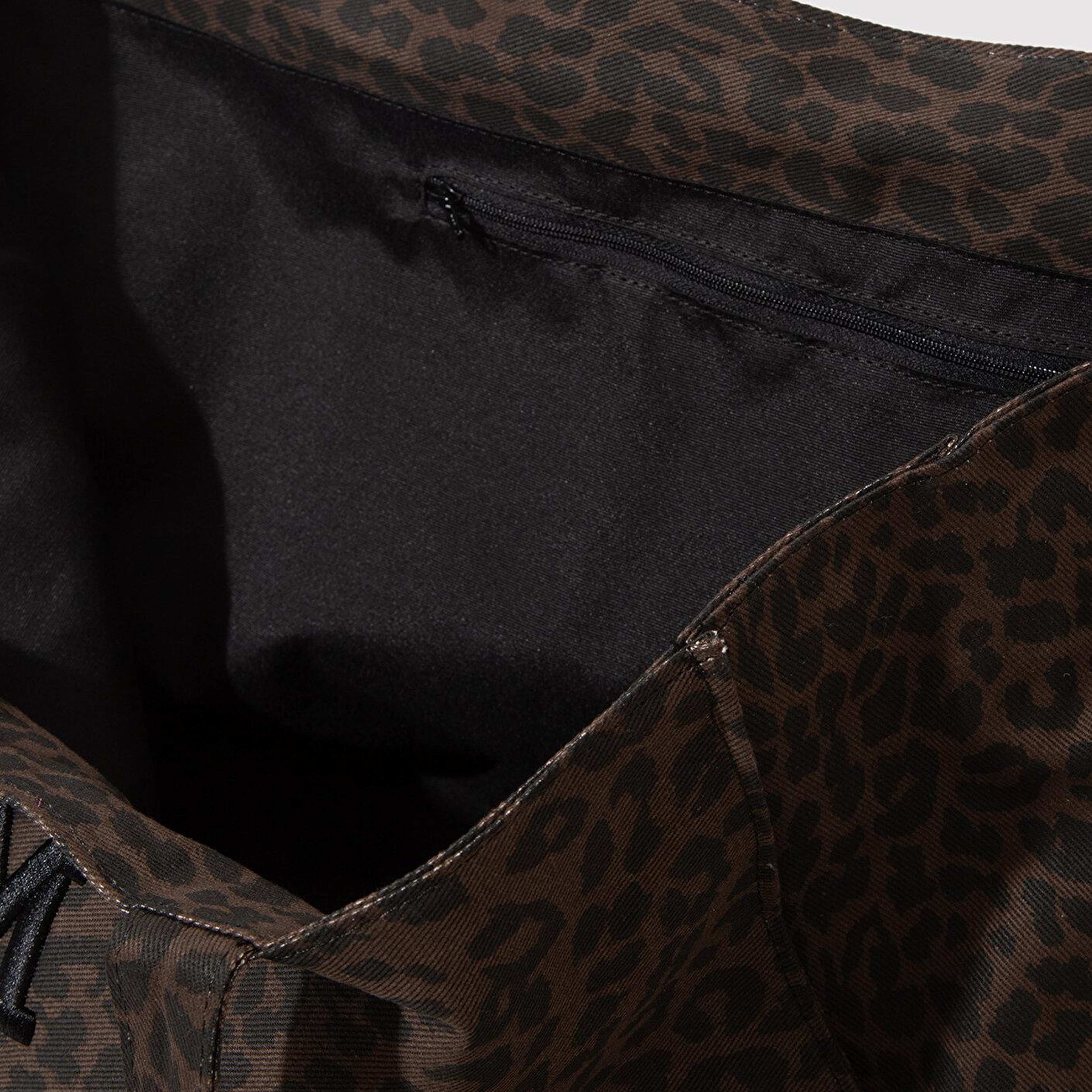 Mavi M Logo Detaylı Leopar Desenli Omuz Çantası 1913329-26823