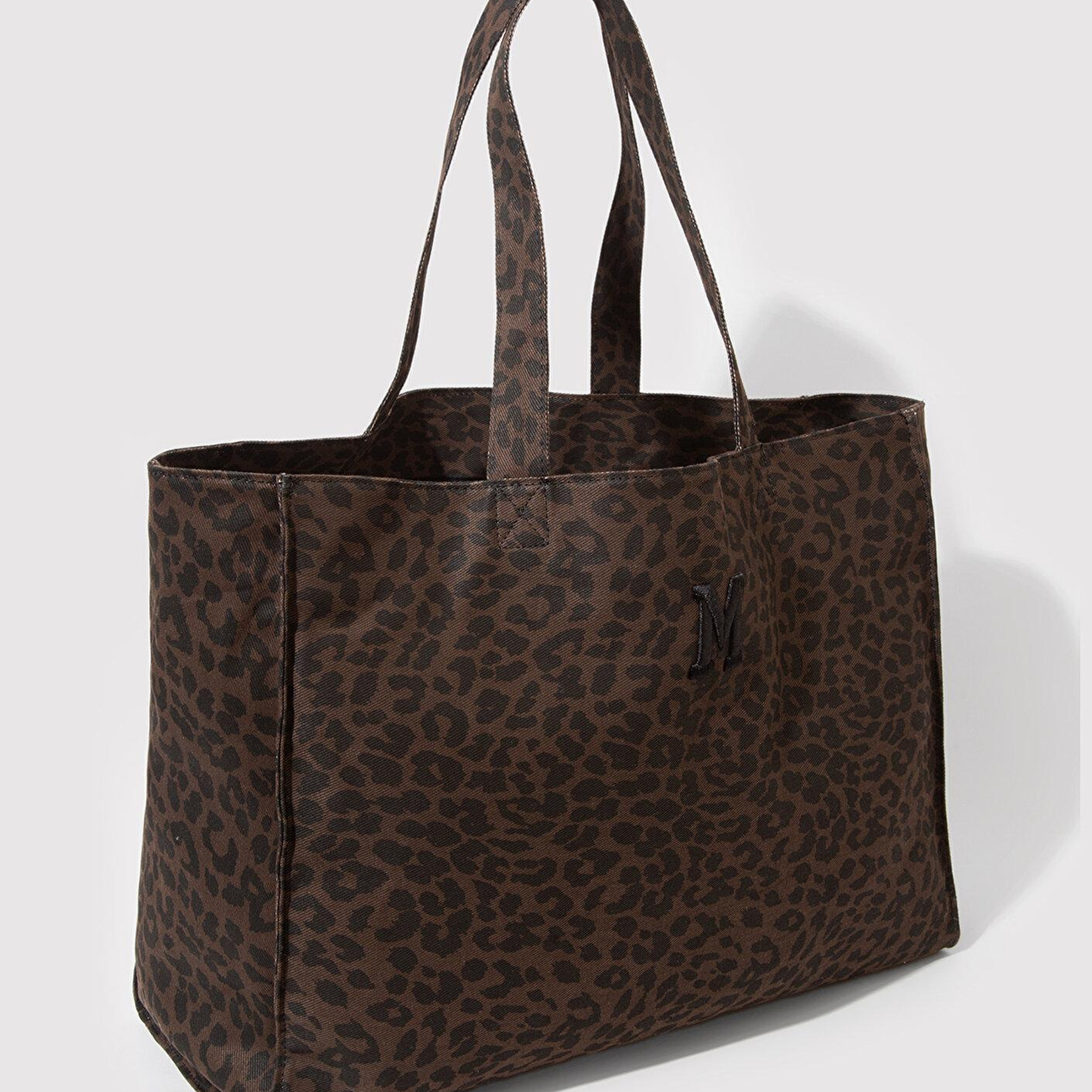 Mavi M Logo Detaylı Leopar Desenli Omuz Çantası 1913329-26823