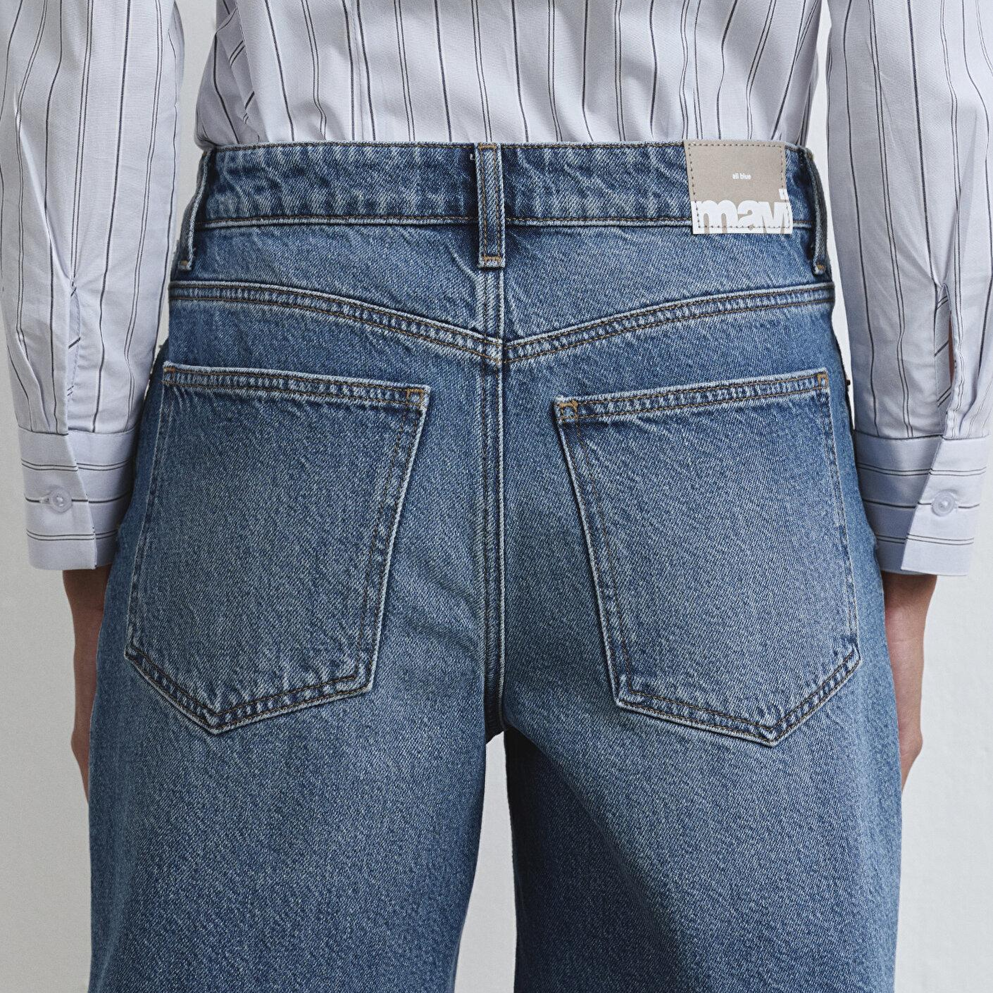 Mavi Lidia Real Blue Puslu Koyu Mavi Jean Şort 1410145-89744