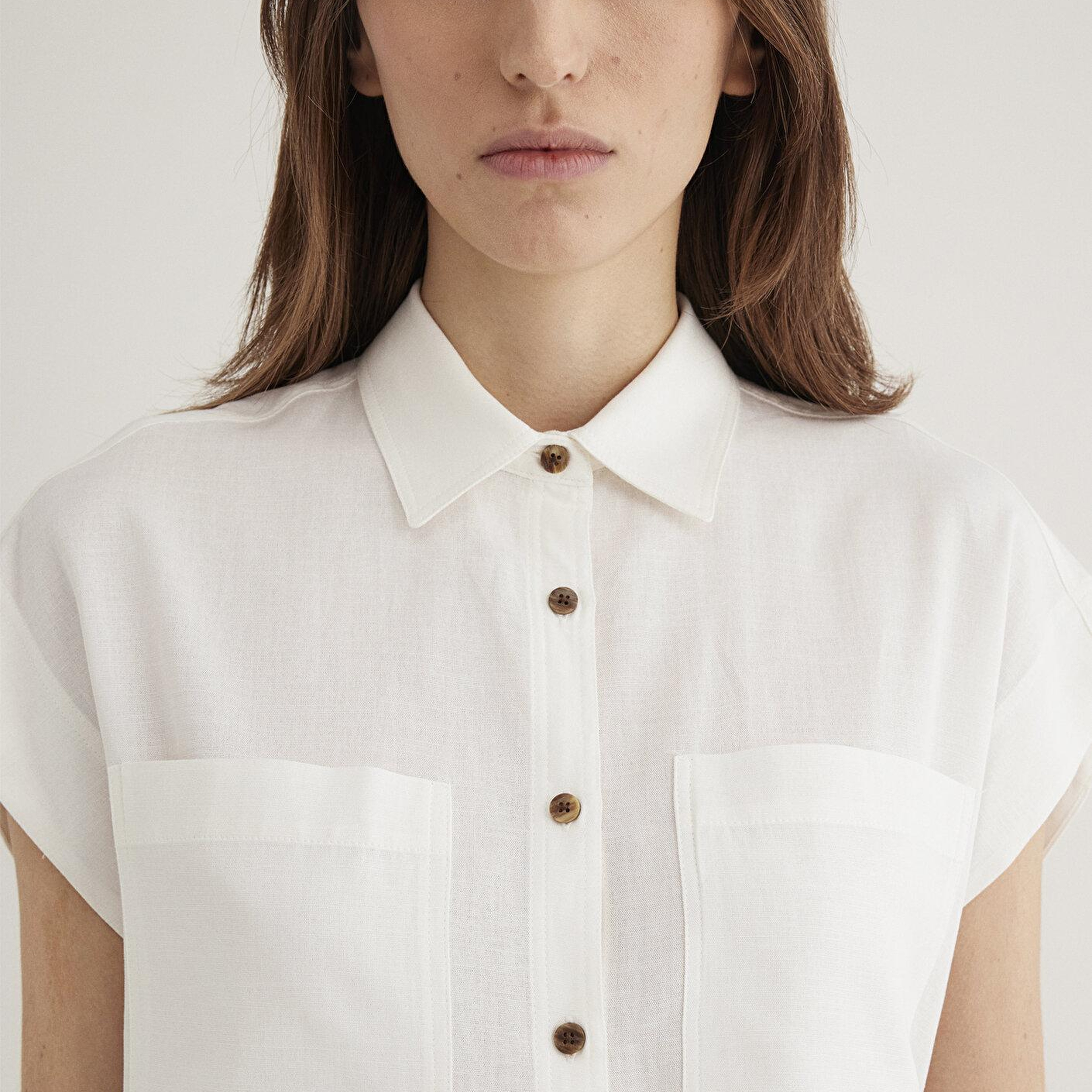 Mavi Cep Detaylı Ekru Gömlek Loose Fit / Bol Rahat Kesim 1211090-70057