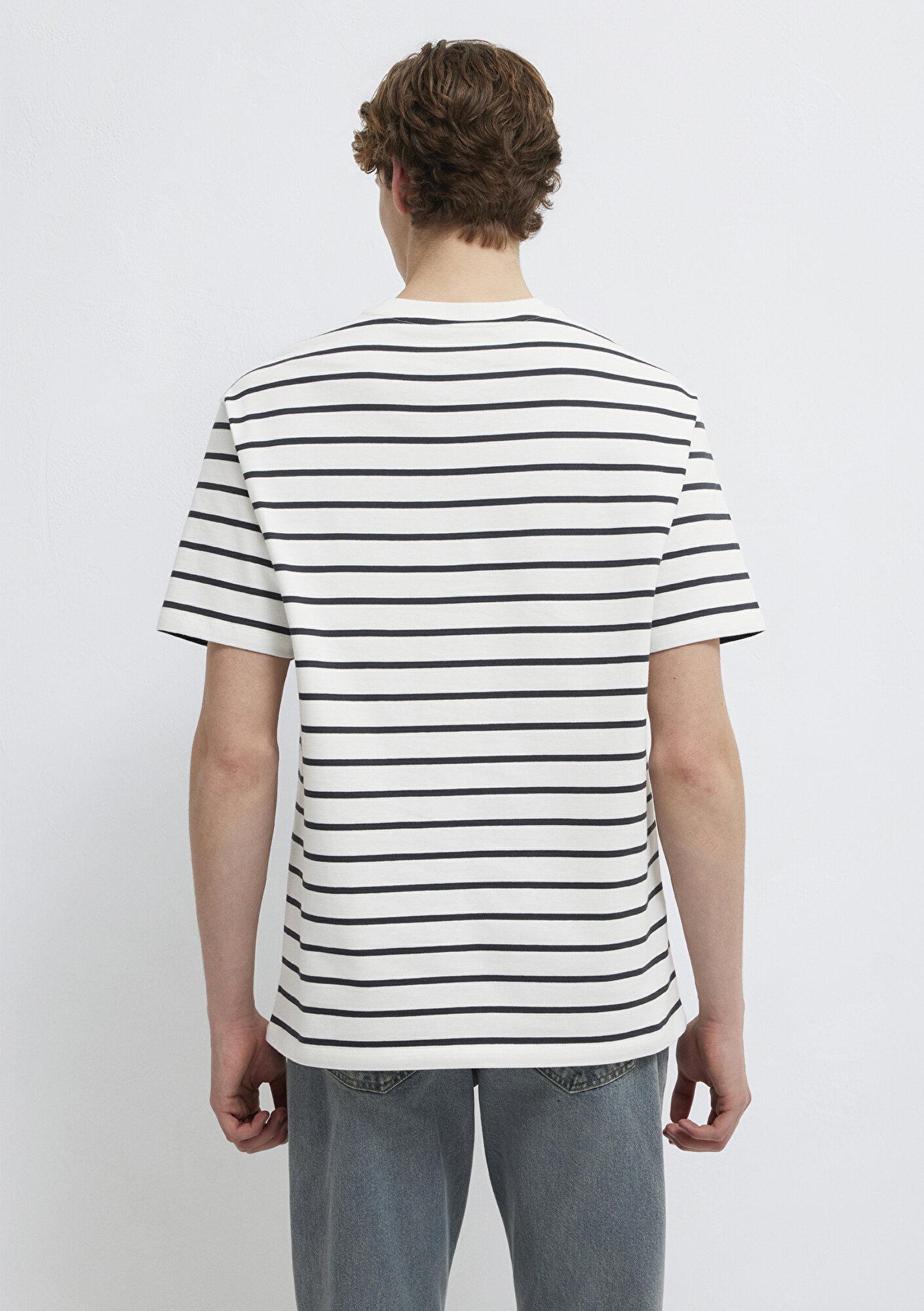 Mavi Mavi Logo Baskılı Çizgili Beyaz Tişört Loose Fit / Bol Rahat Kesim 0612420-86678