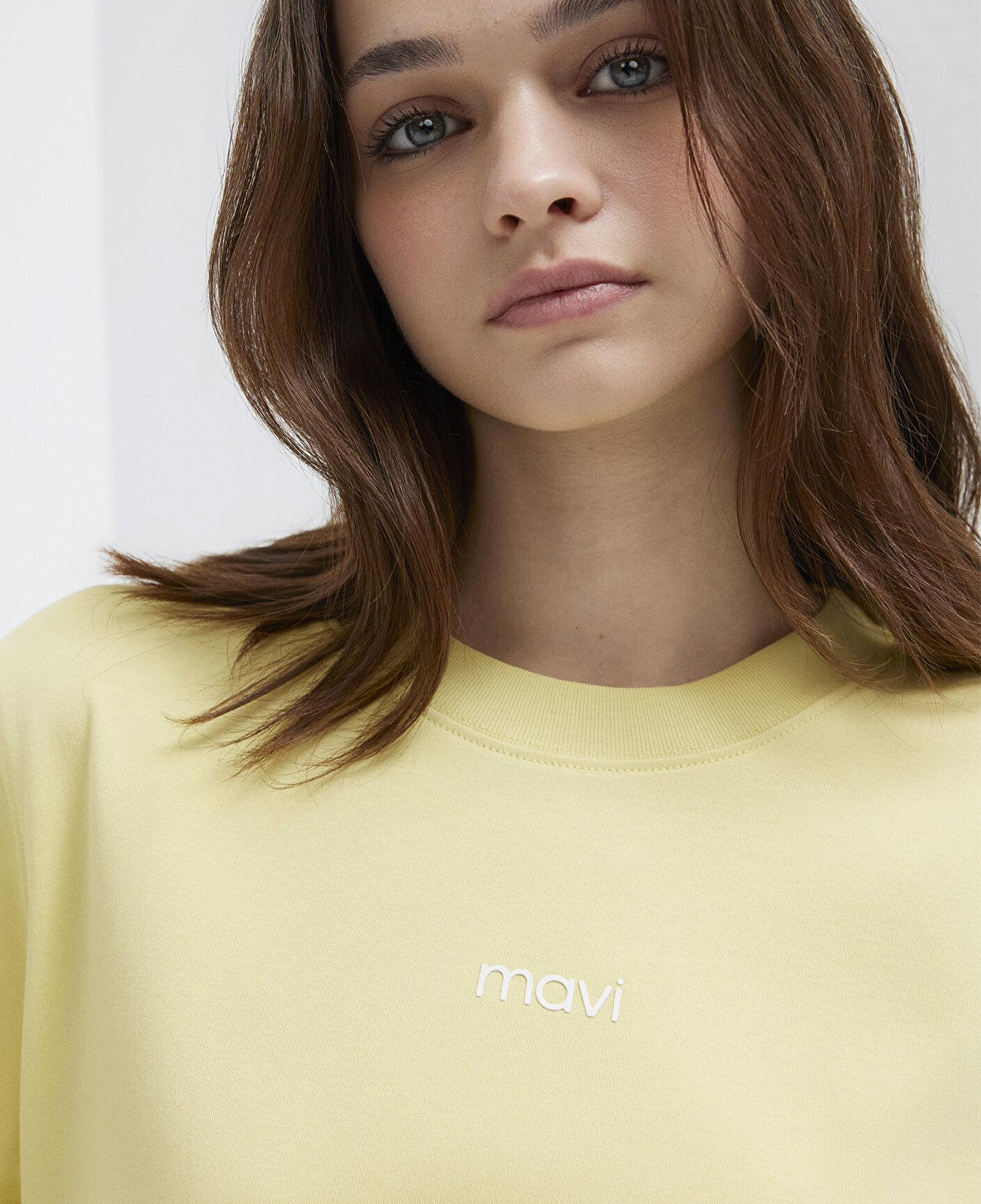 Mavi Mavi Logo Baskılı İnterlok Sarı Tişört Regular Fit / Normal Kesim 1612829-71303