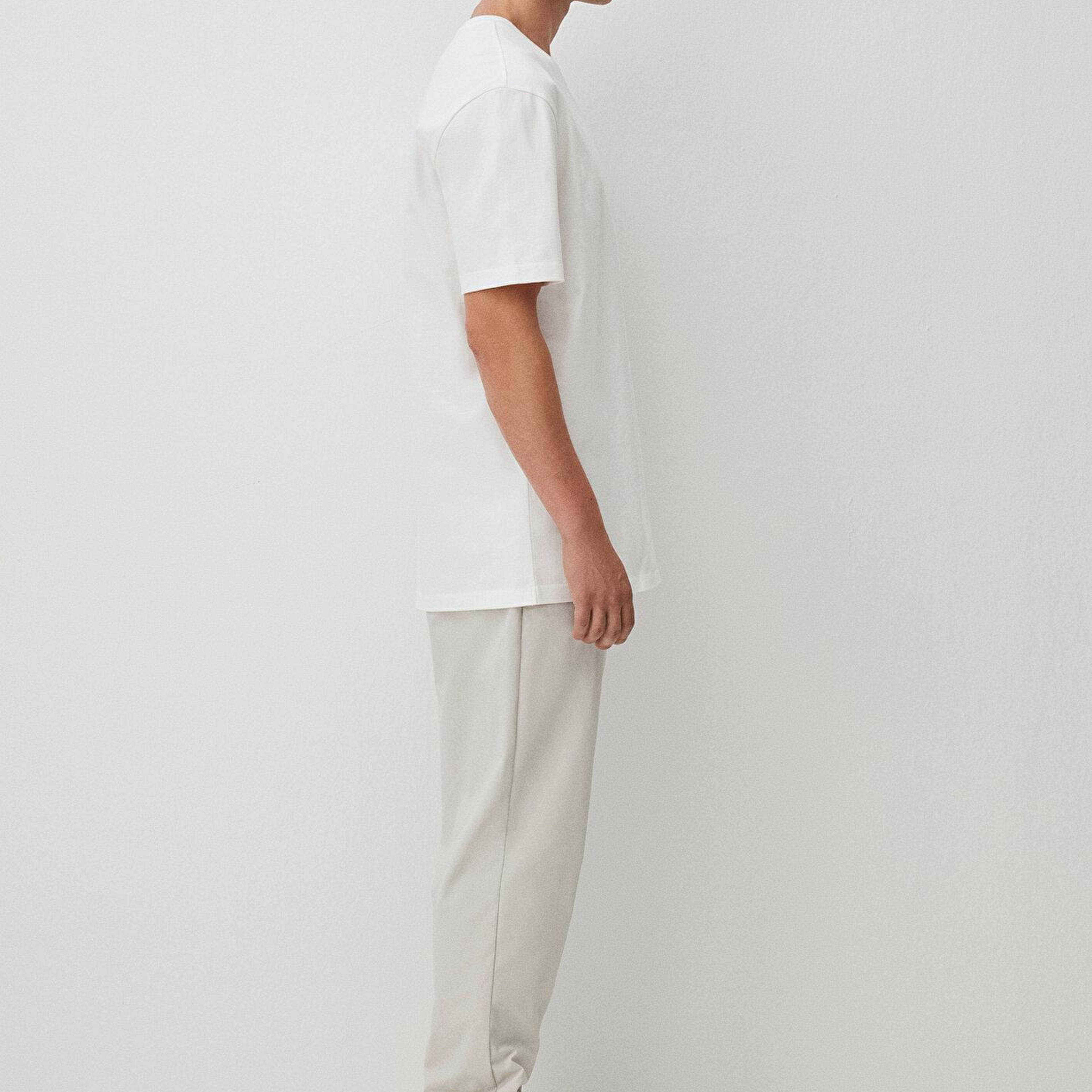 Mavi Bisiklet Yaka Beyaz Basic Tişört Loose Fit / Bol Rahat Kesim 0612269-70057