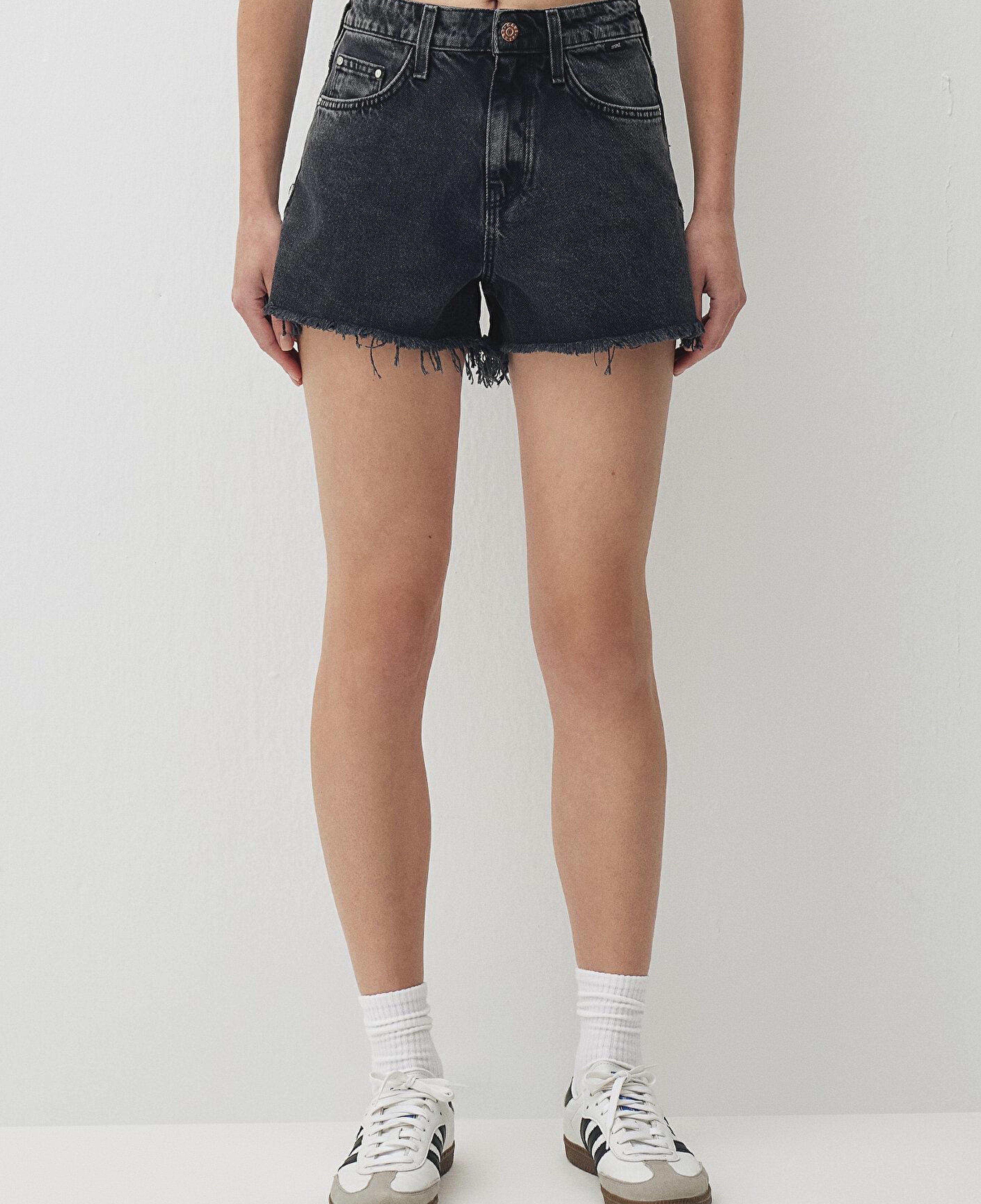 Mavi Cherry 90lar Antrasit Jean Şort 1410022-87071