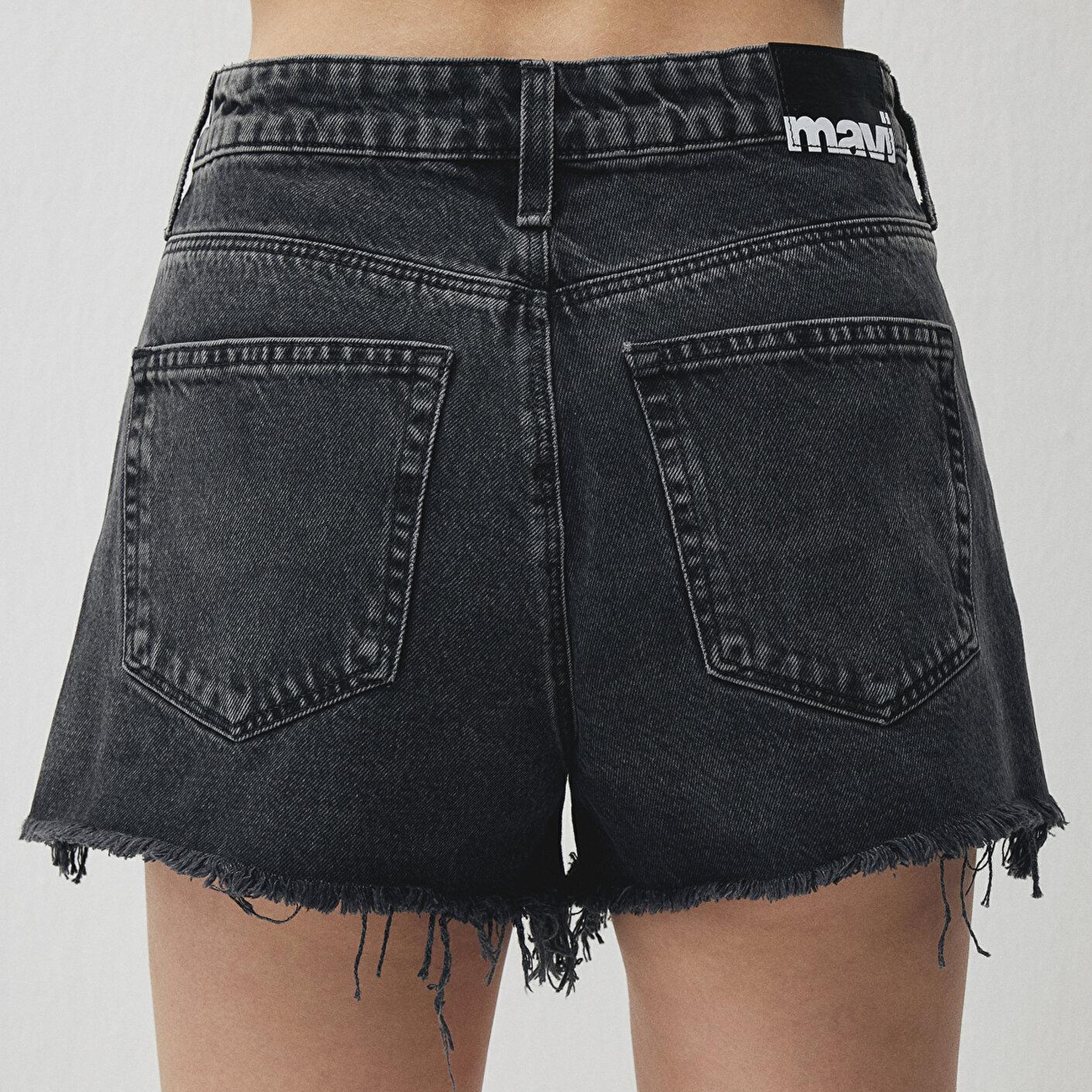 Mavi Cherry 90lar Antrasit Jean Şort 1410022-87071